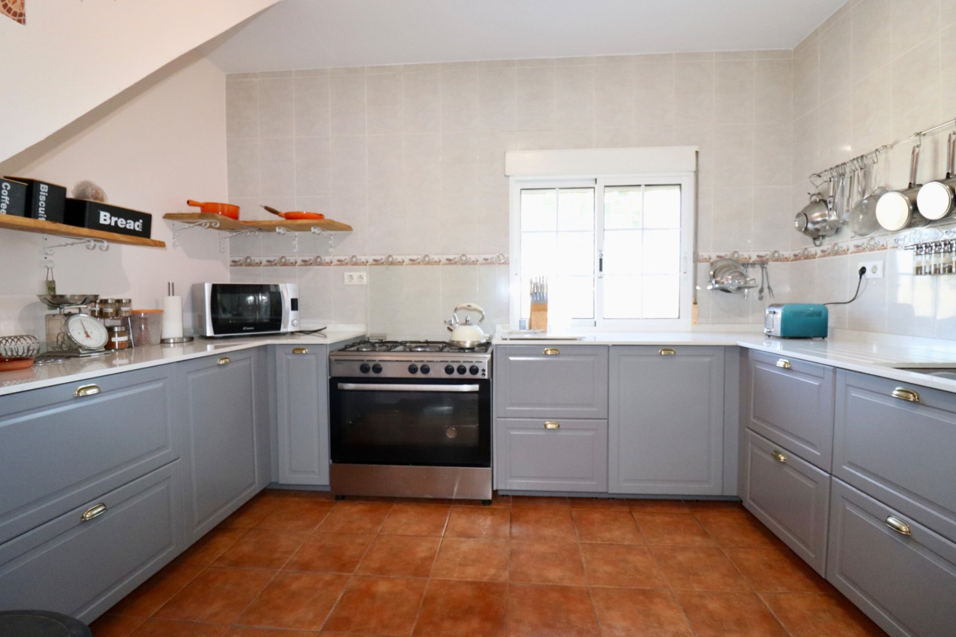 Herverkoop - Finca / Plattelands Woning - Catral