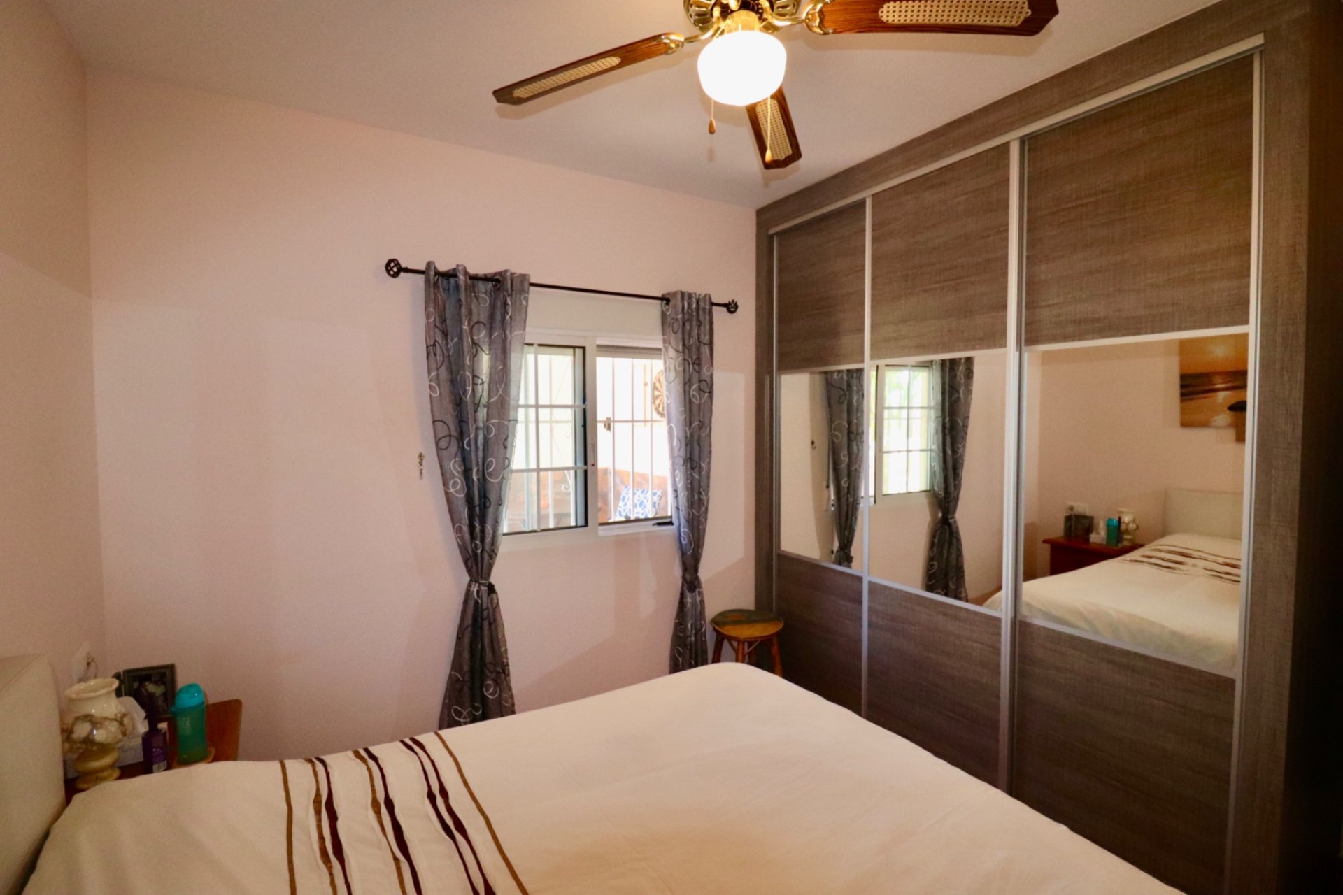 Herverkoop - Finca / Plattelands Woning - Catral