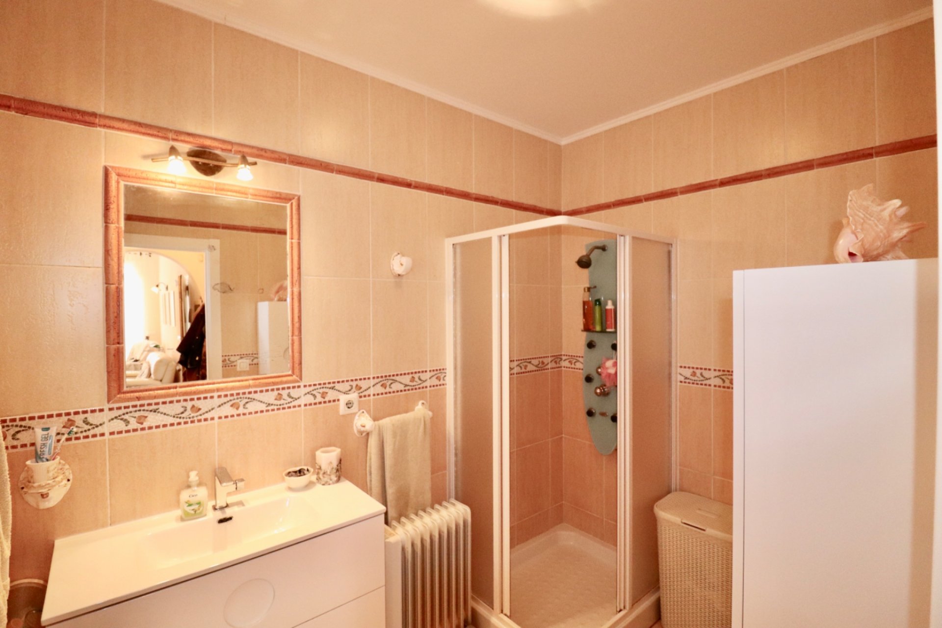 Herverkoop - Finca / Plattelands Woning - Catral