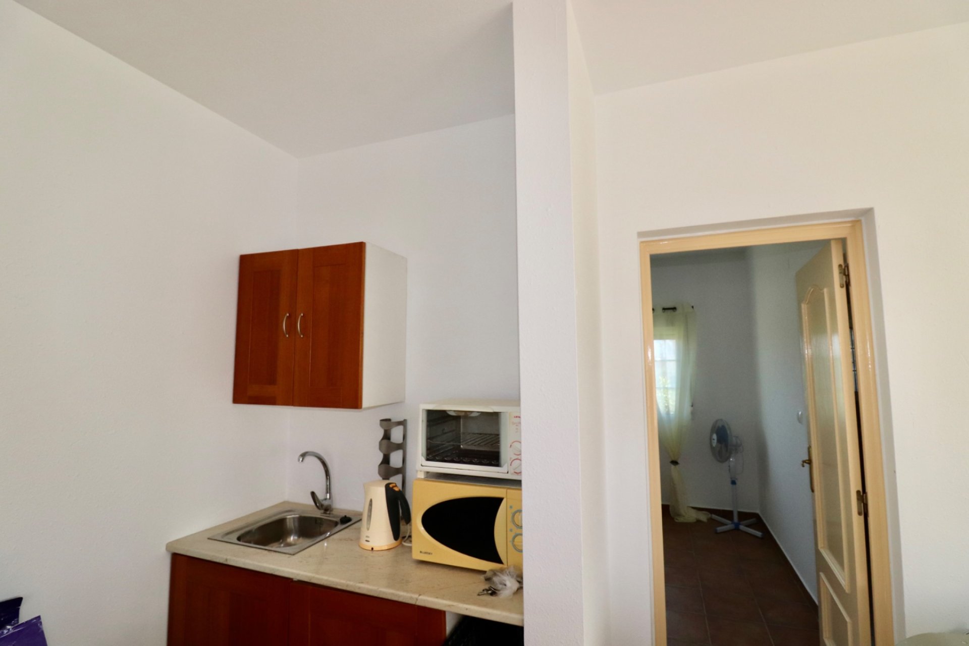 Herverkoop - Finca / Plattelands Woning - Catral