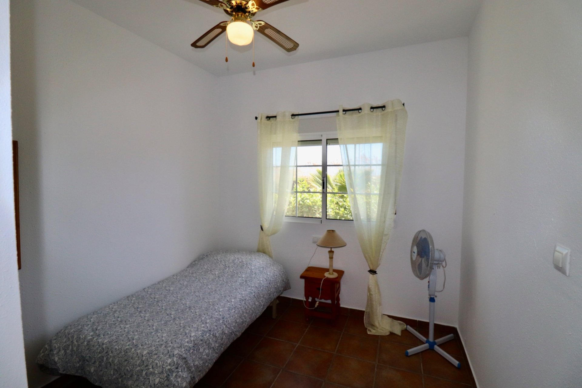 Herverkoop - Finca / Plattelands Woning - Catral