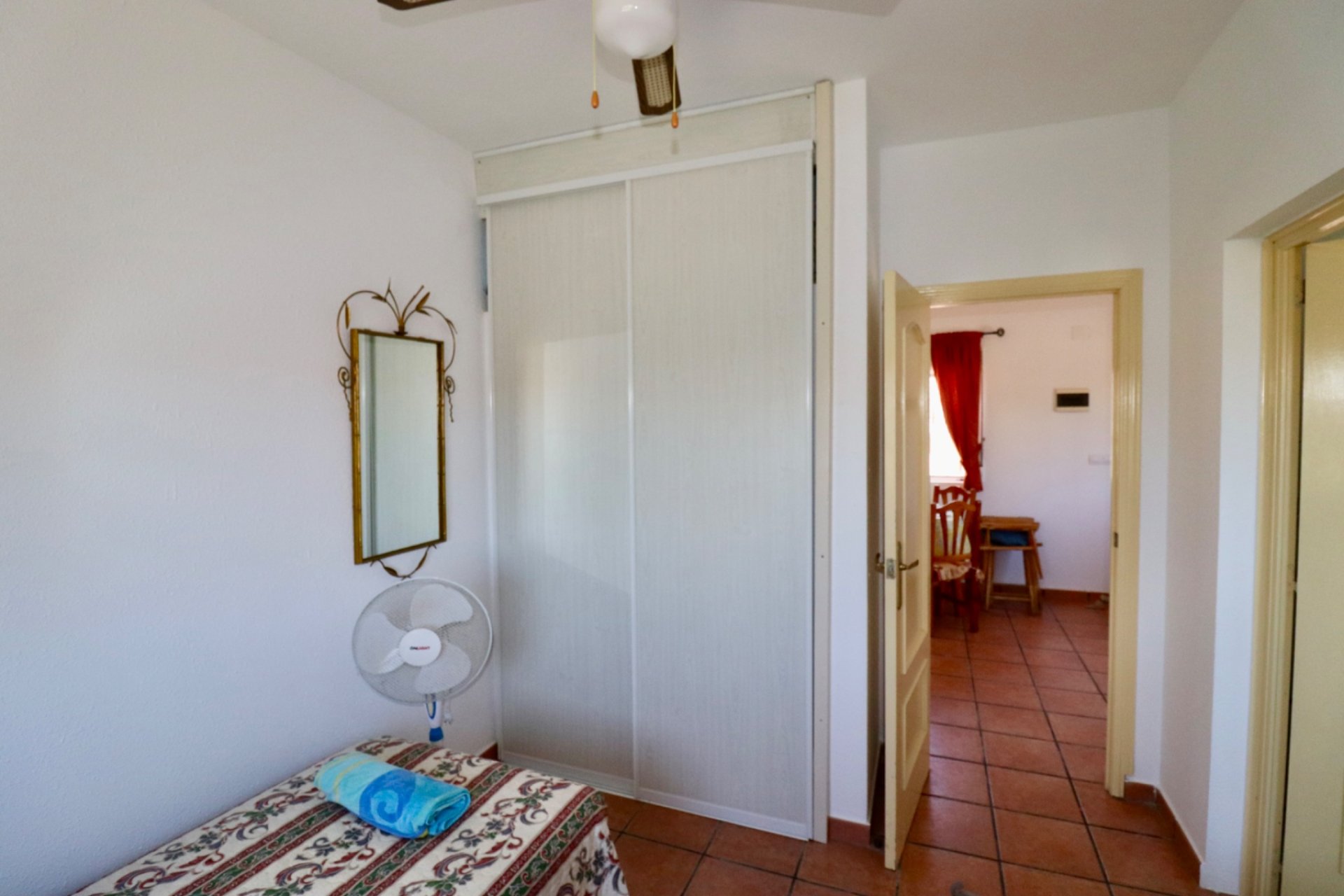 Herverkoop - Finca / Plattelands Woning - Catral