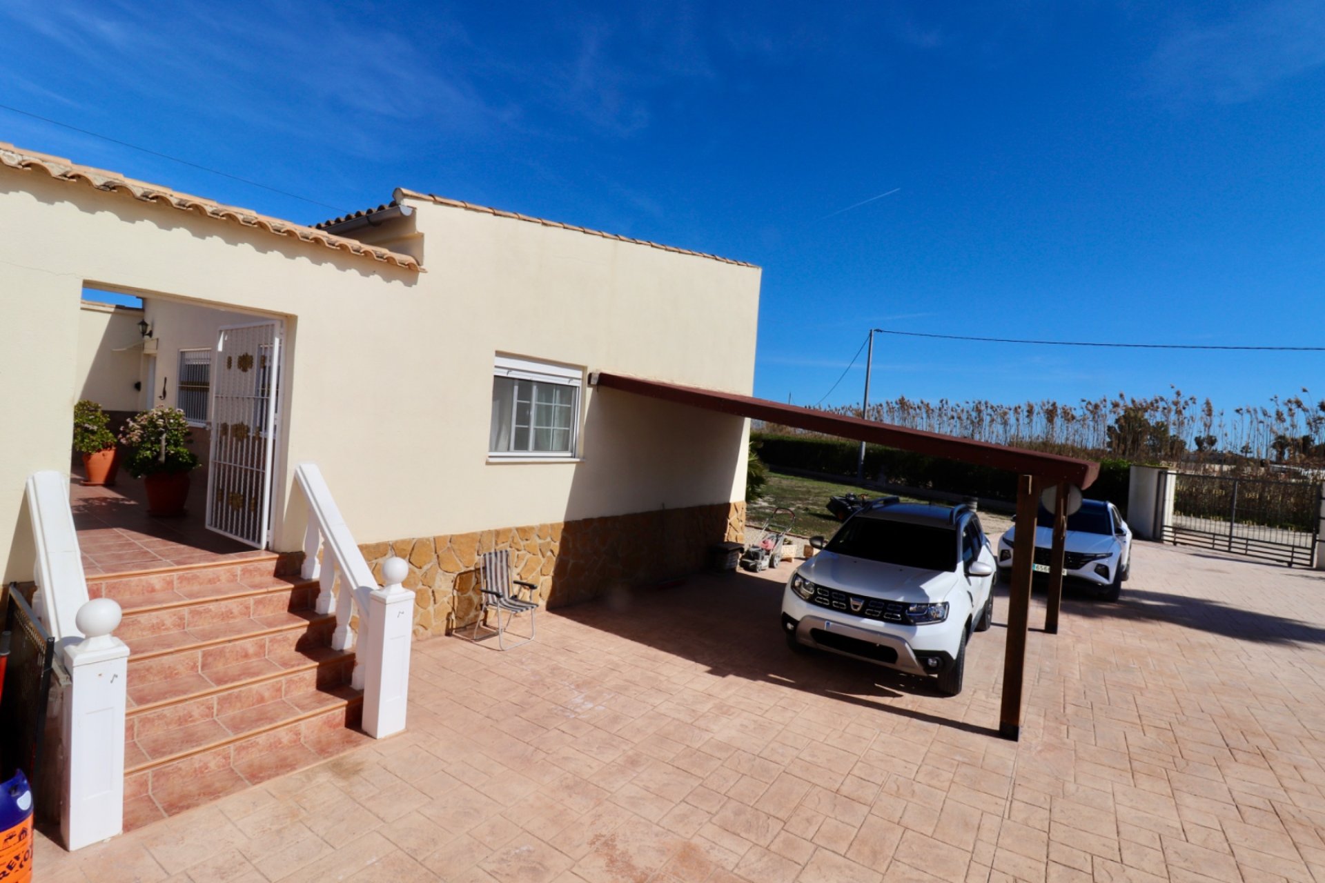 Herverkoop - Finca / Plattelands Woning - Catral