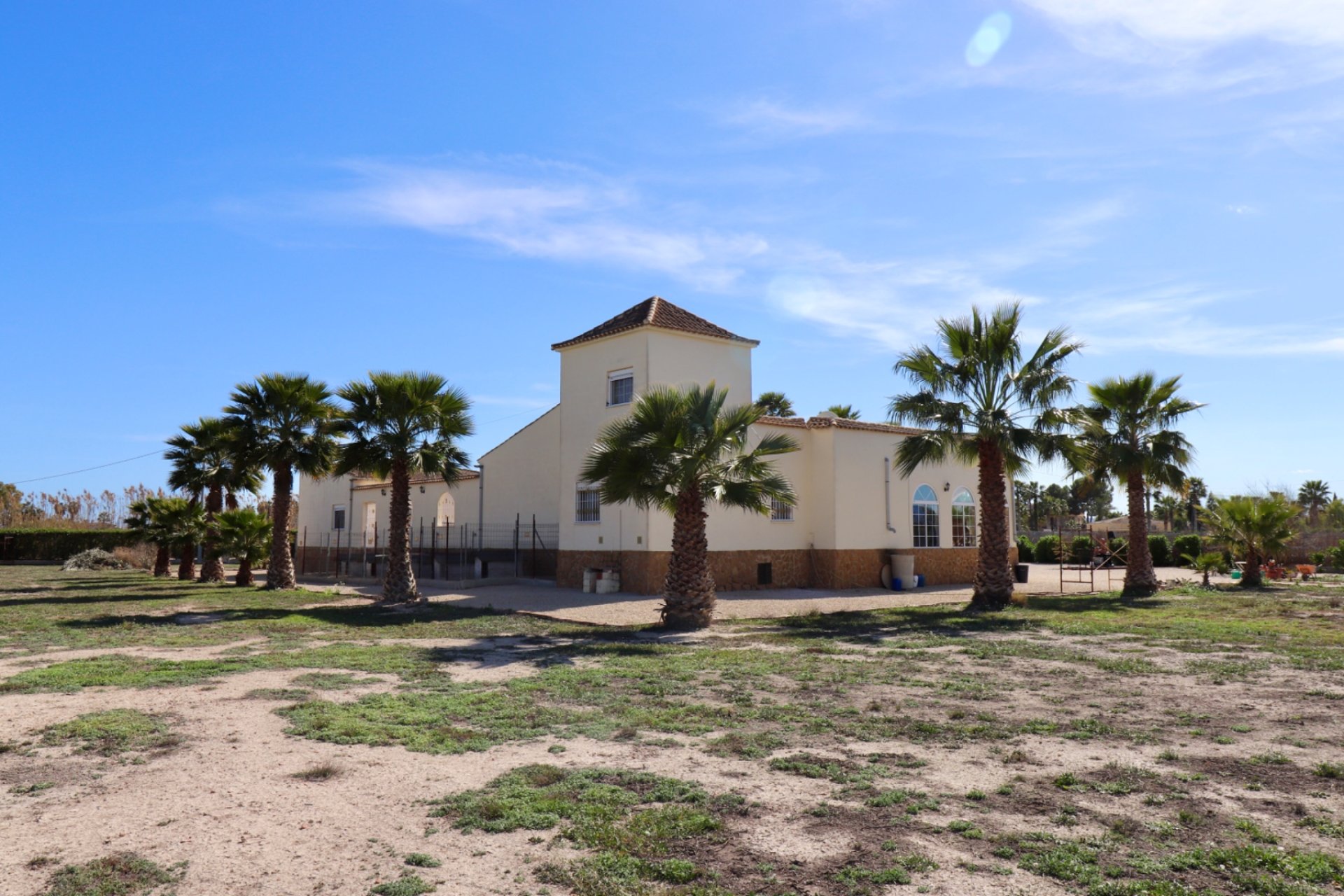 Herverkoop - Finca / Plattelands Woning - Catral