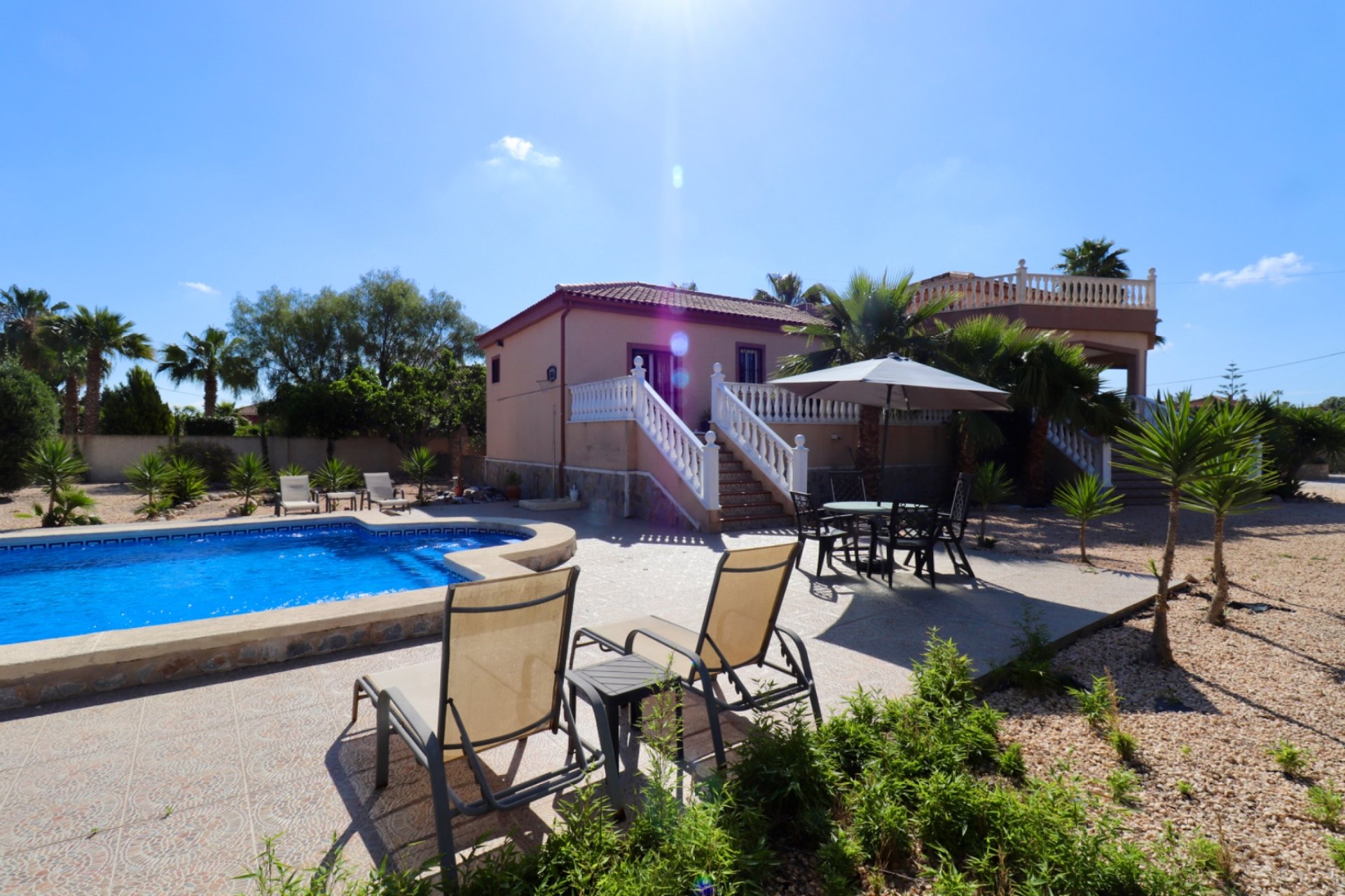 Herverkoop - Finca / Plattelands Woning - Catral