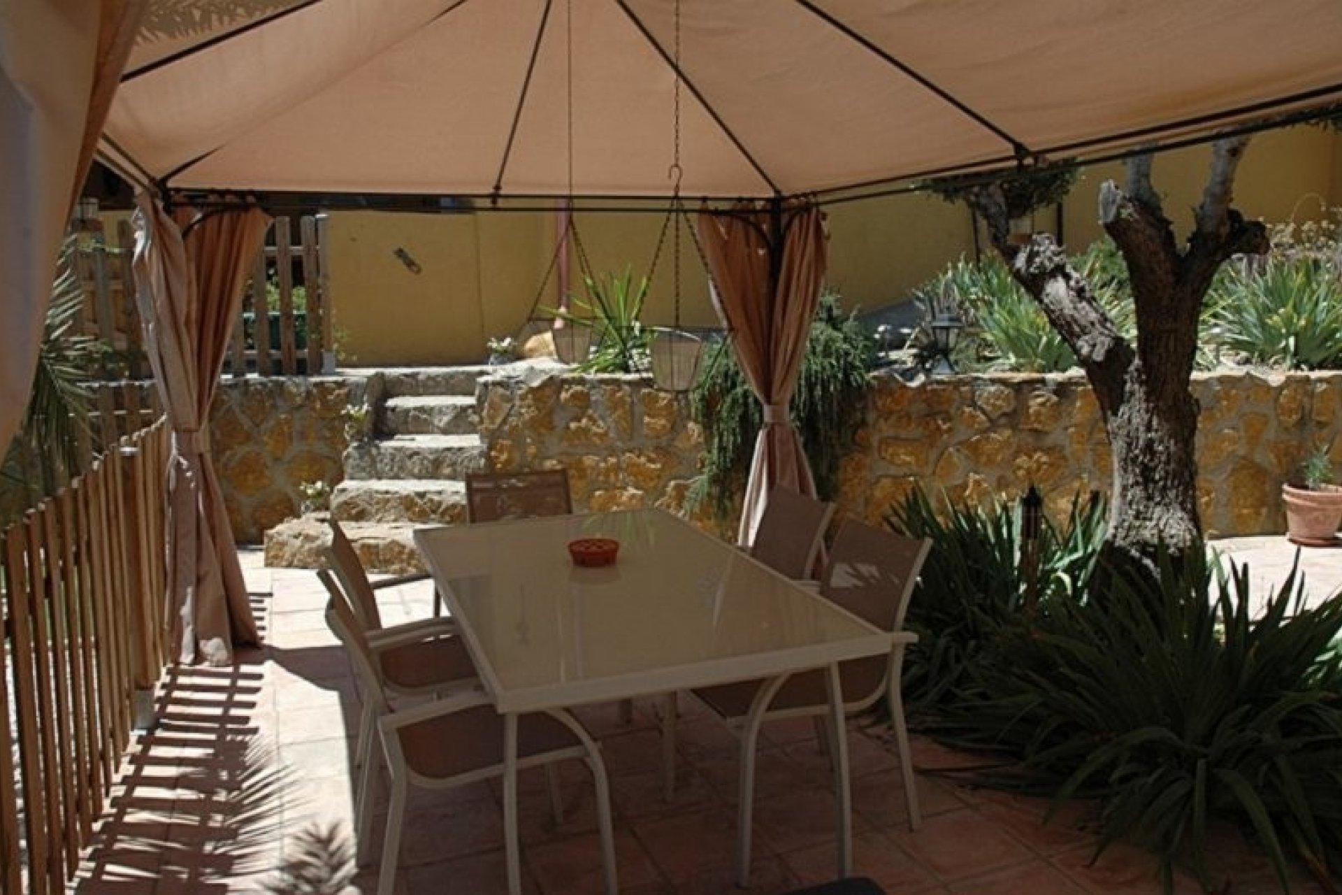 Herverkoop - Finca / Plattelands Woning - Cehegin