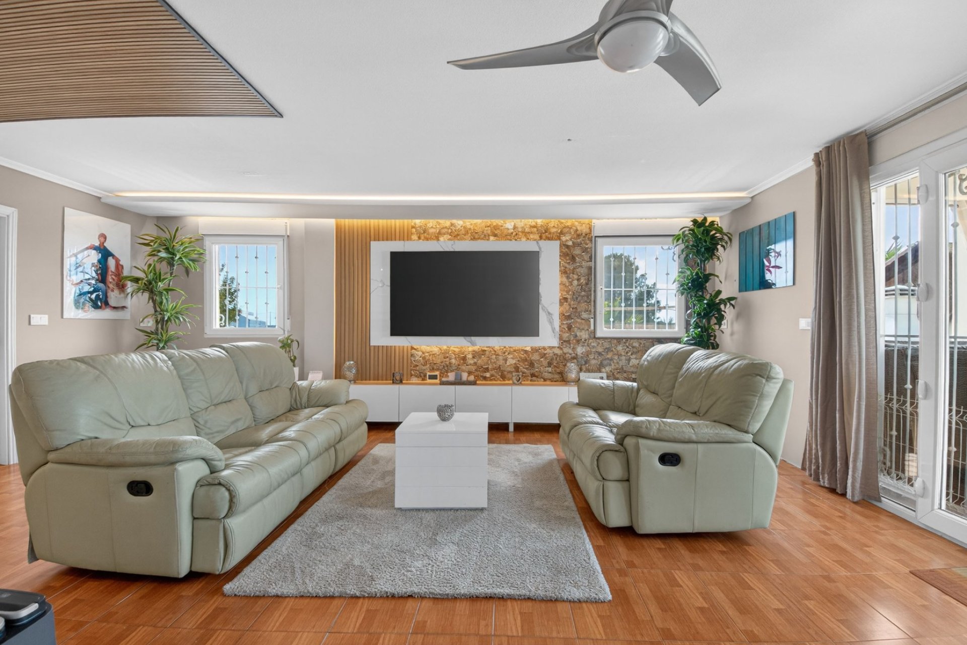 Herverkoop - Finca / Plattelands Woning - Crevillente