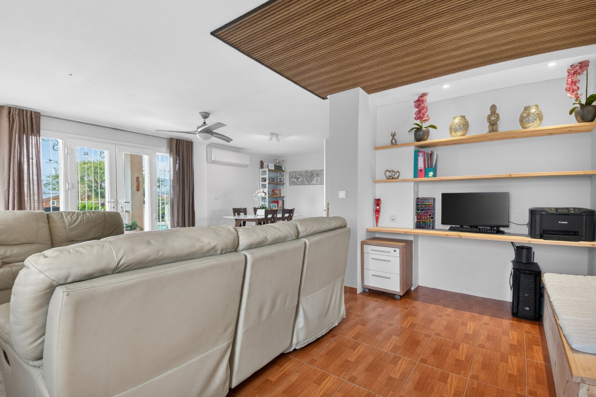 Herverkoop - Finca / Plattelands Woning - Crevillente