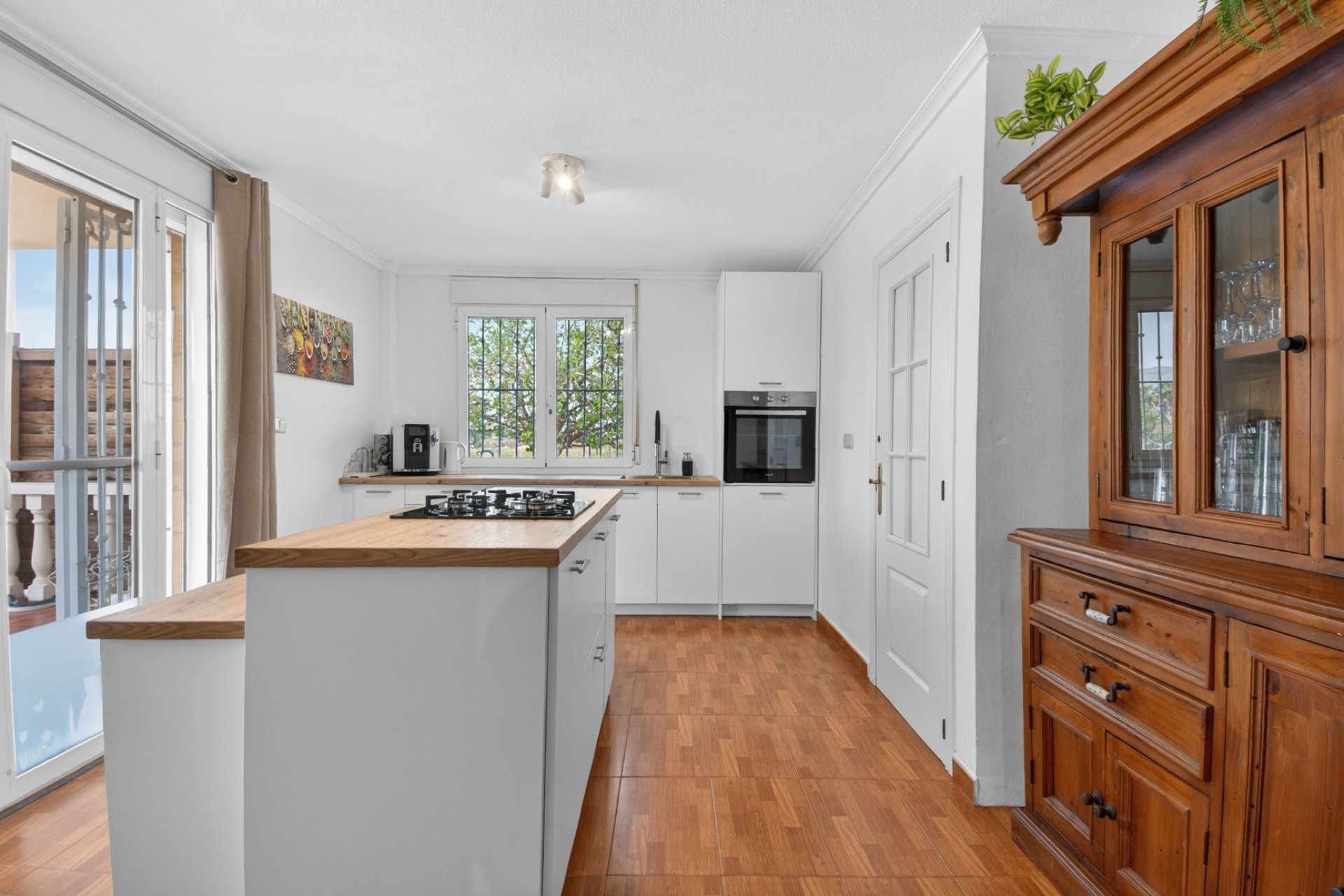 Herverkoop - Finca / Plattelands Woning - Crevillente