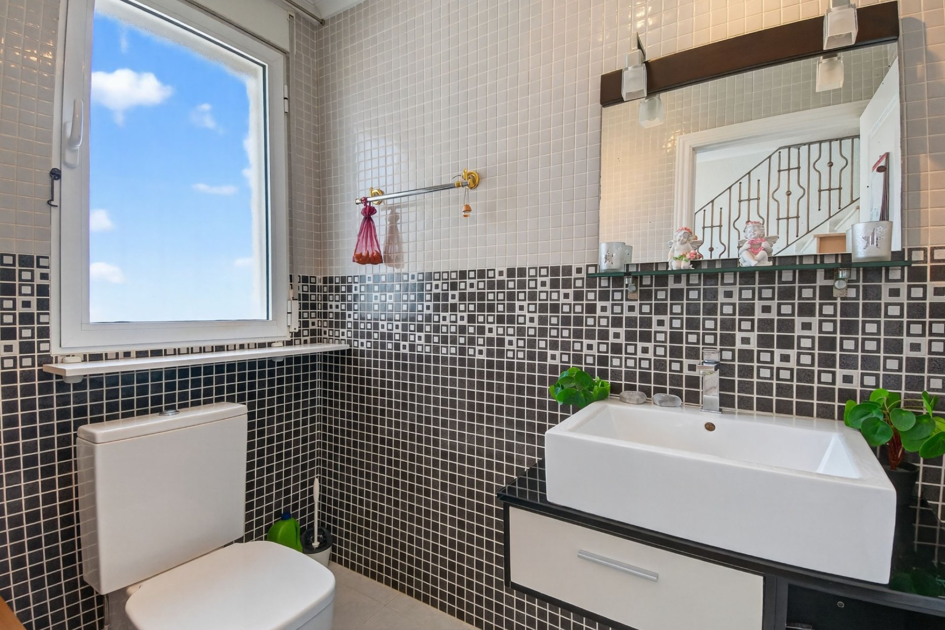 Herverkoop - Finca / Plattelands Woning - Crevillente