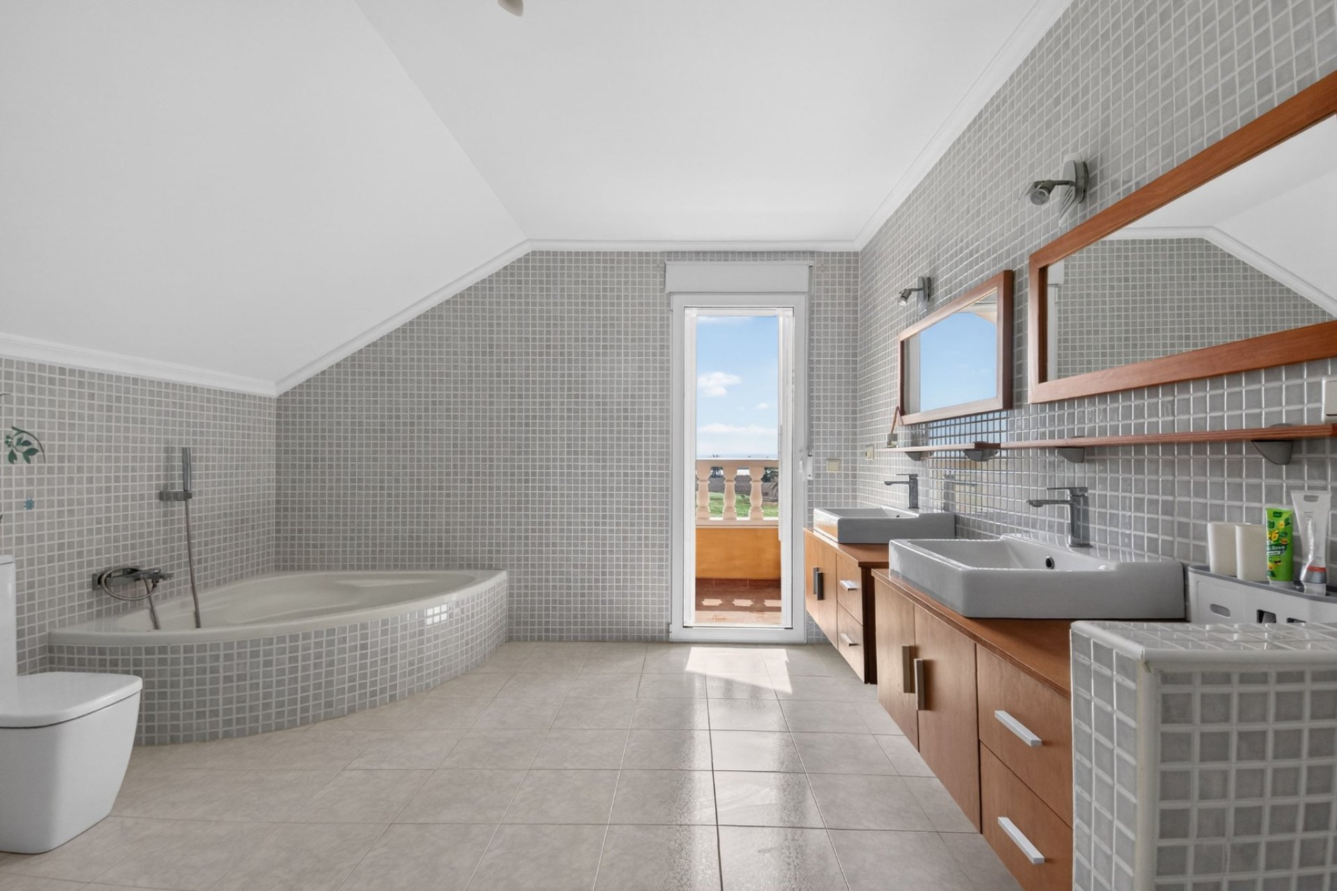 Herverkoop - Finca / Plattelands Woning - Crevillente