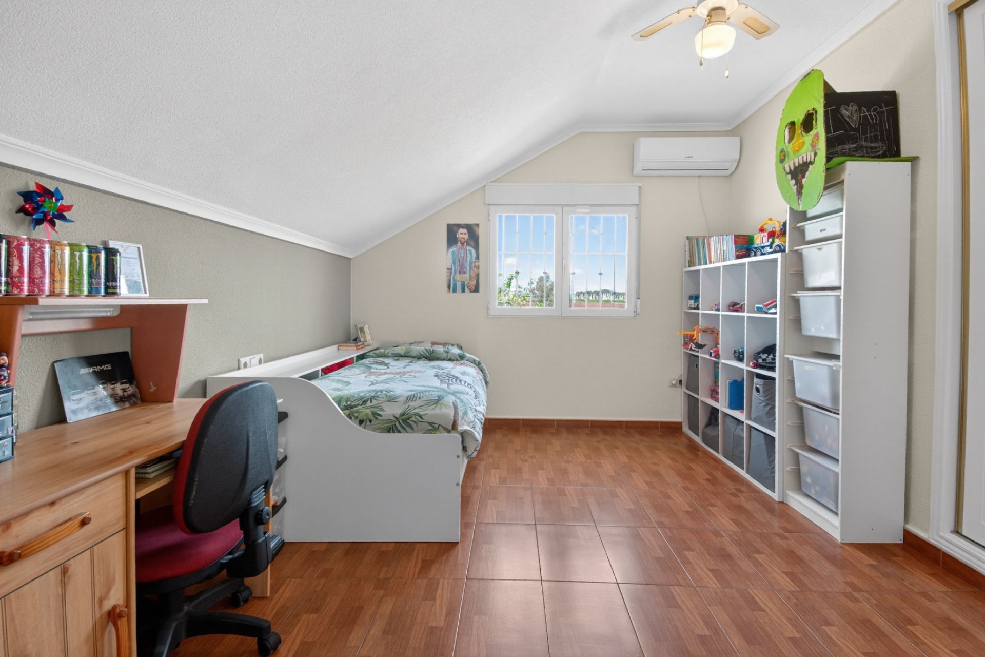 Herverkoop - Finca / Plattelands Woning - Crevillente