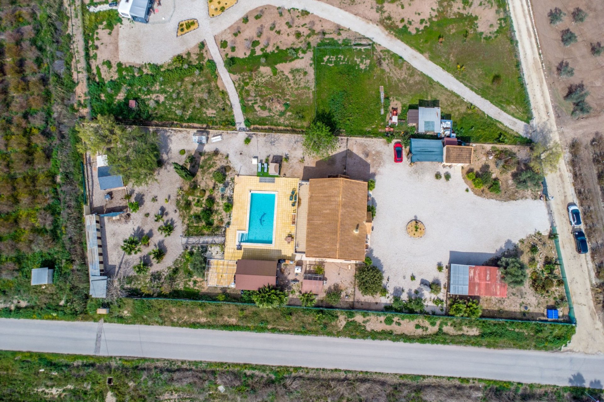 Herverkoop - Finca / Plattelands Woning - Crevillente