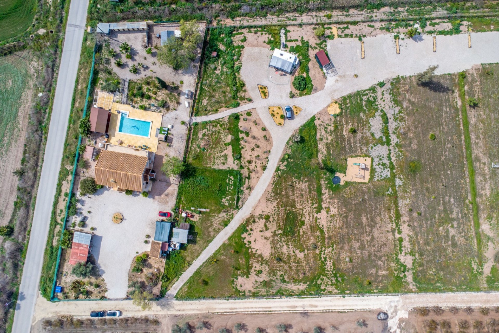 Herverkoop - Finca / Plattelands Woning - Crevillente