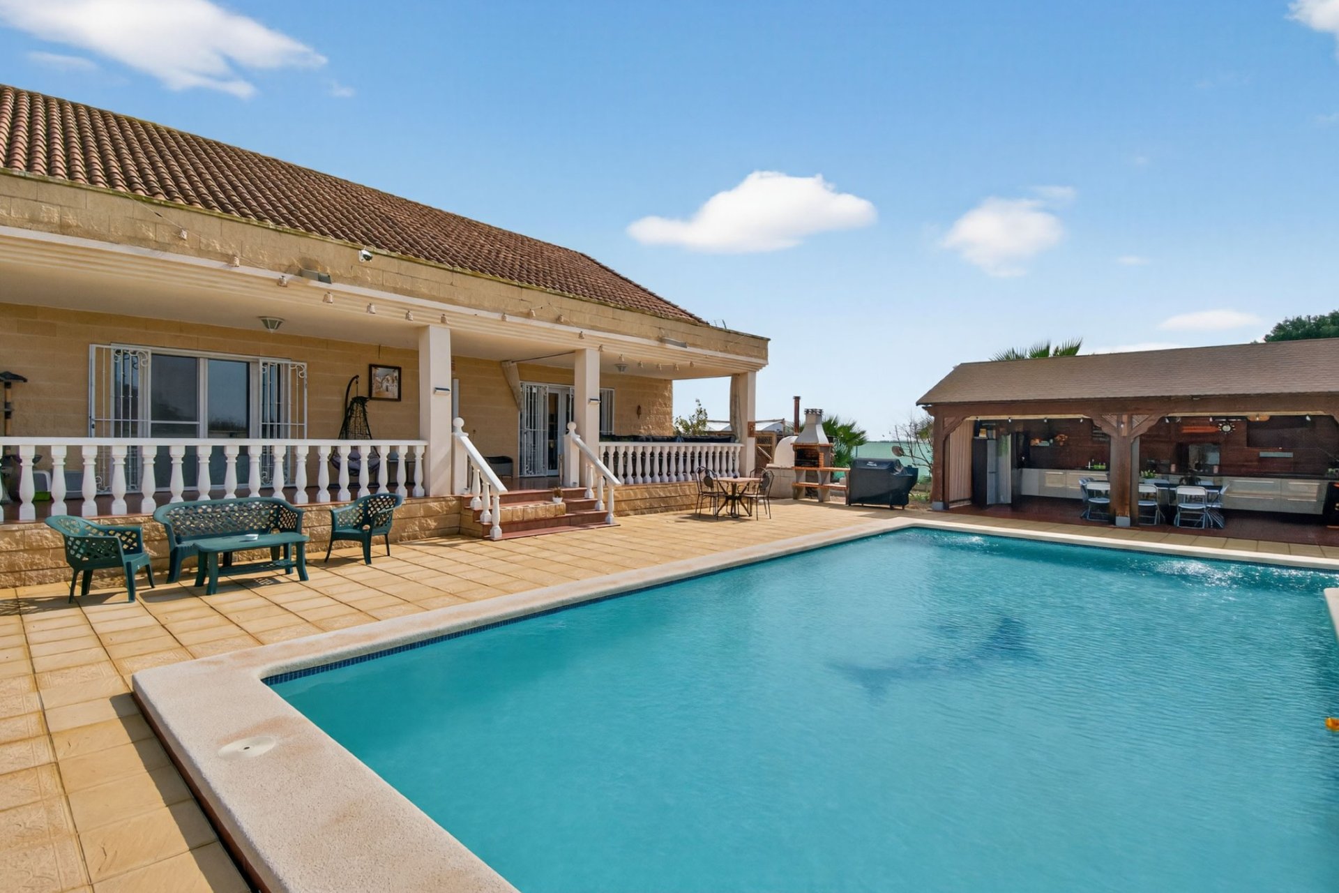 Herverkoop - Finca / Plattelands Woning - Crevillente