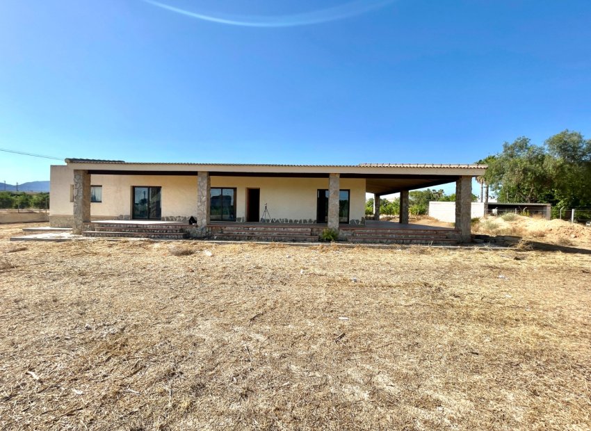 Herverkoop - Finca / Plattelands Woning - Elche - Matola