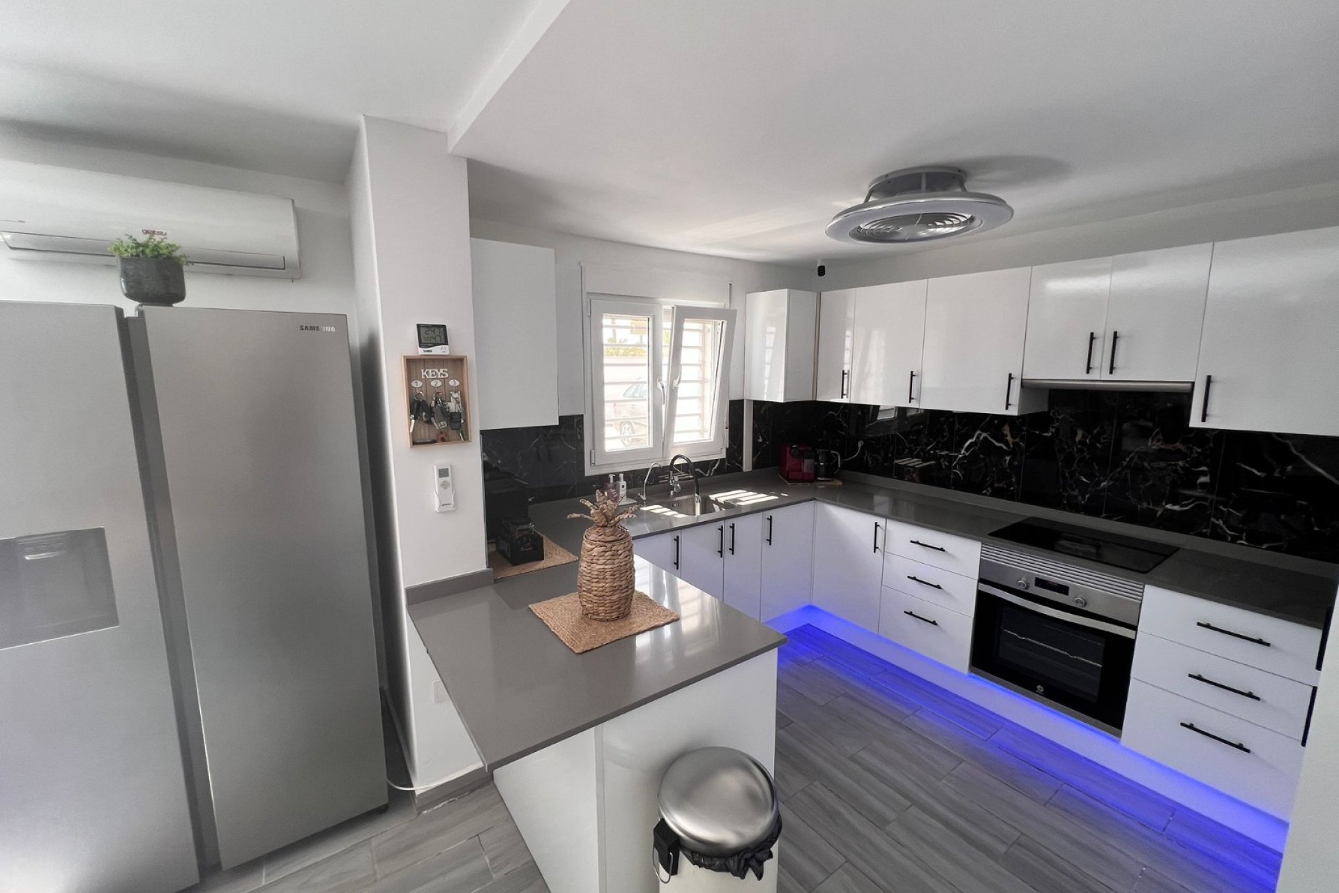 Herverkoop - Finca / Plattelands Woning - Elche Pedanías - La Marina