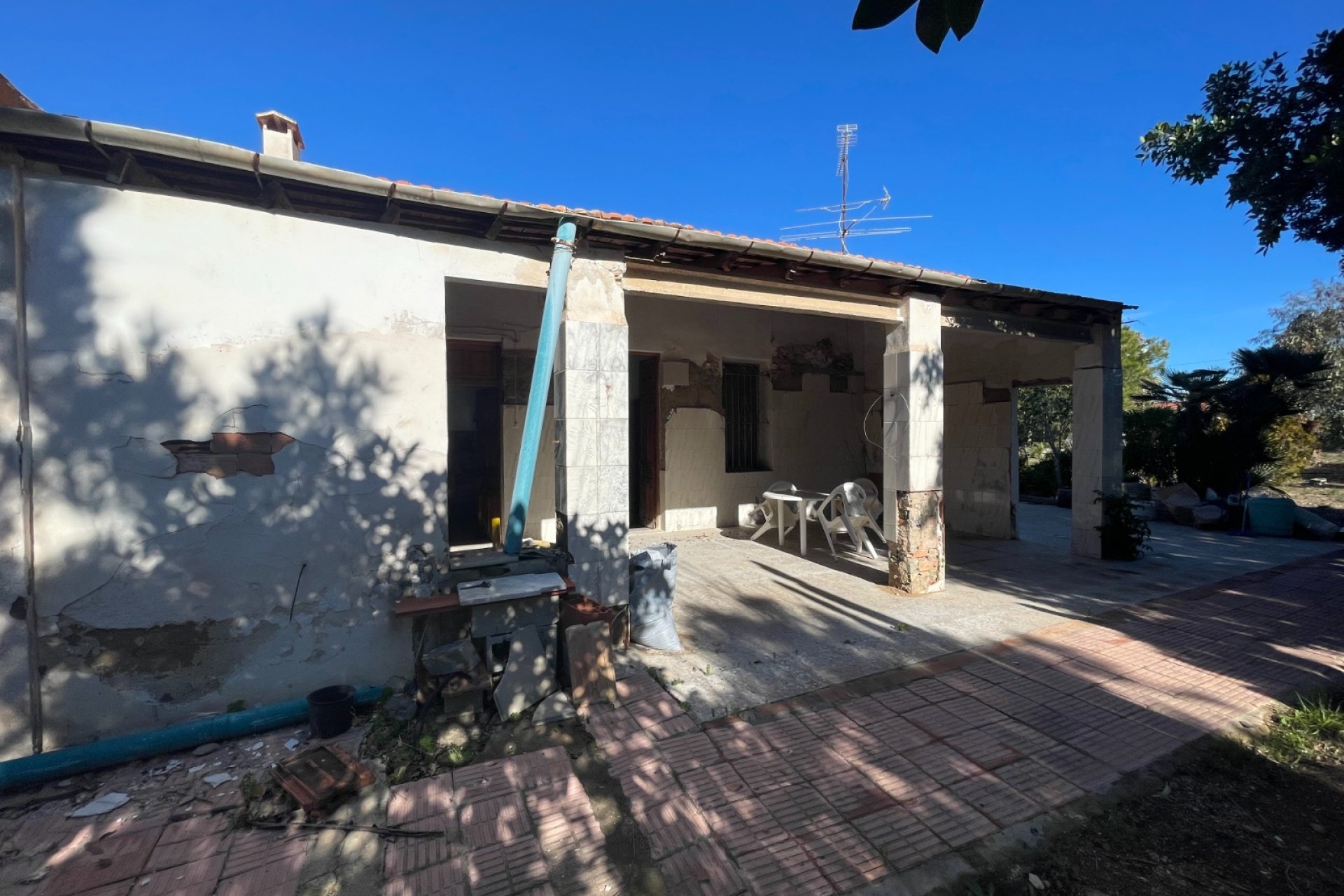 Herverkoop - Finca / Plattelands Woning - Elche