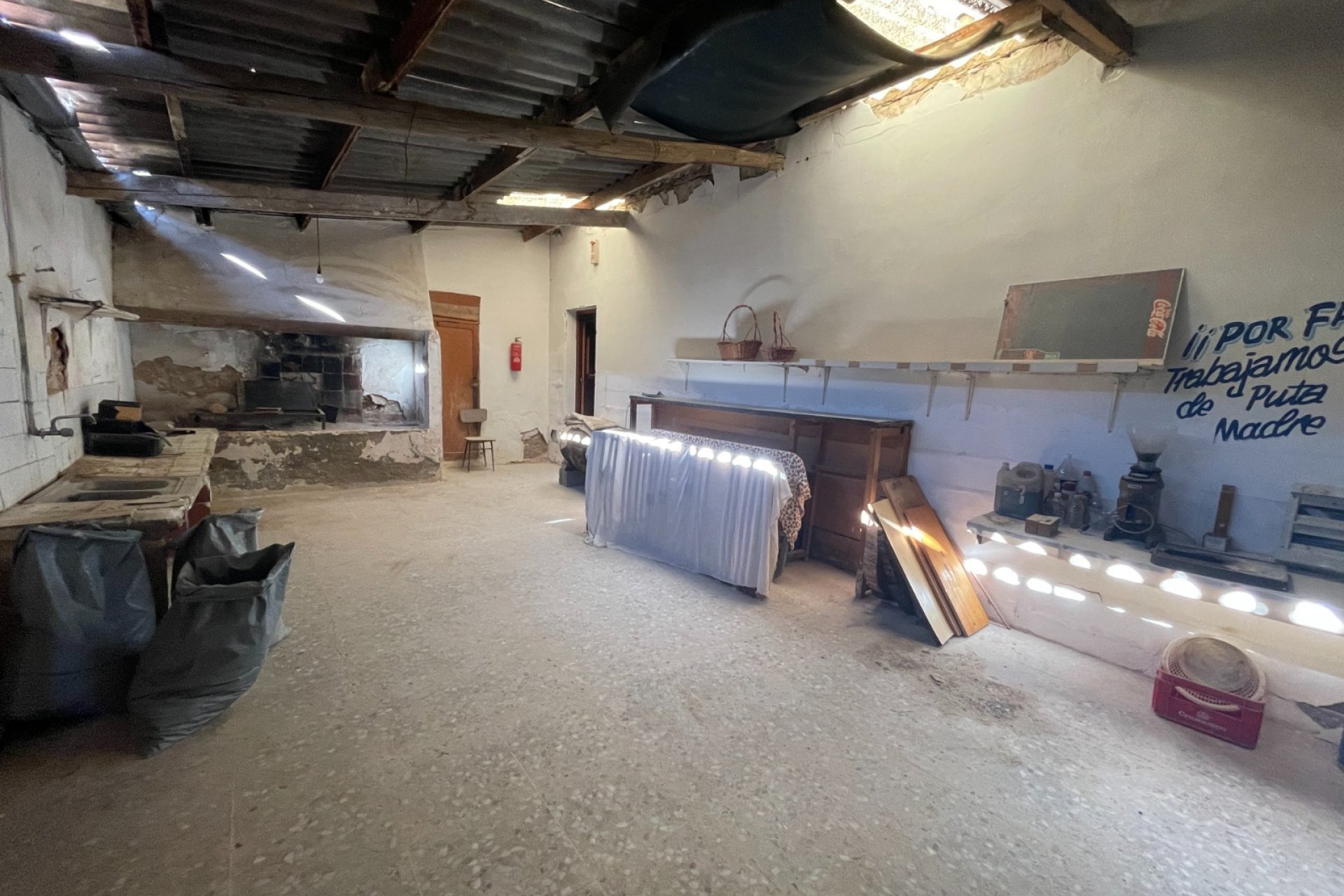 Herverkoop - Finca / Plattelands Woning - Elche