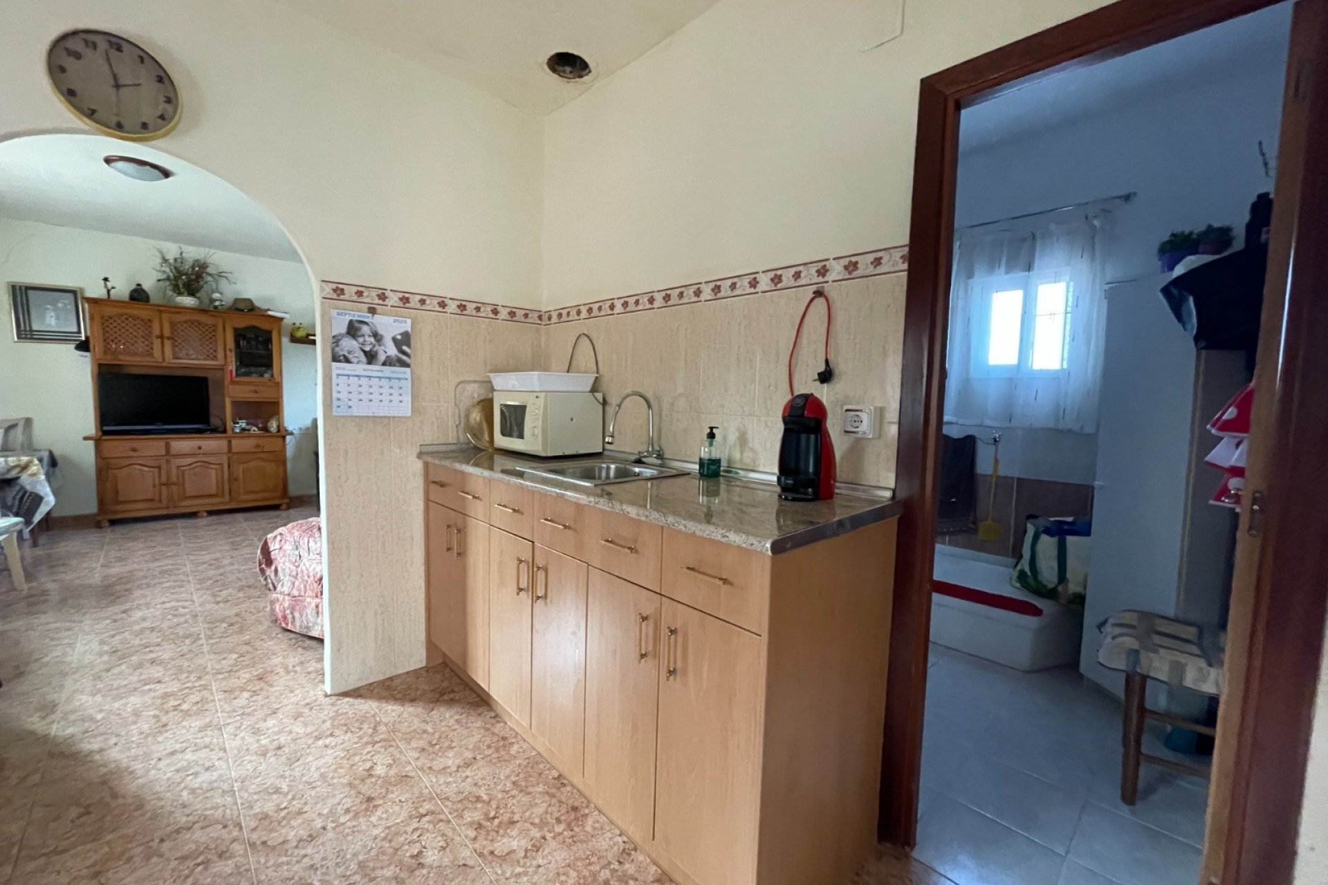 Herverkoop - Finca / Plattelands Woning - Jacarilla