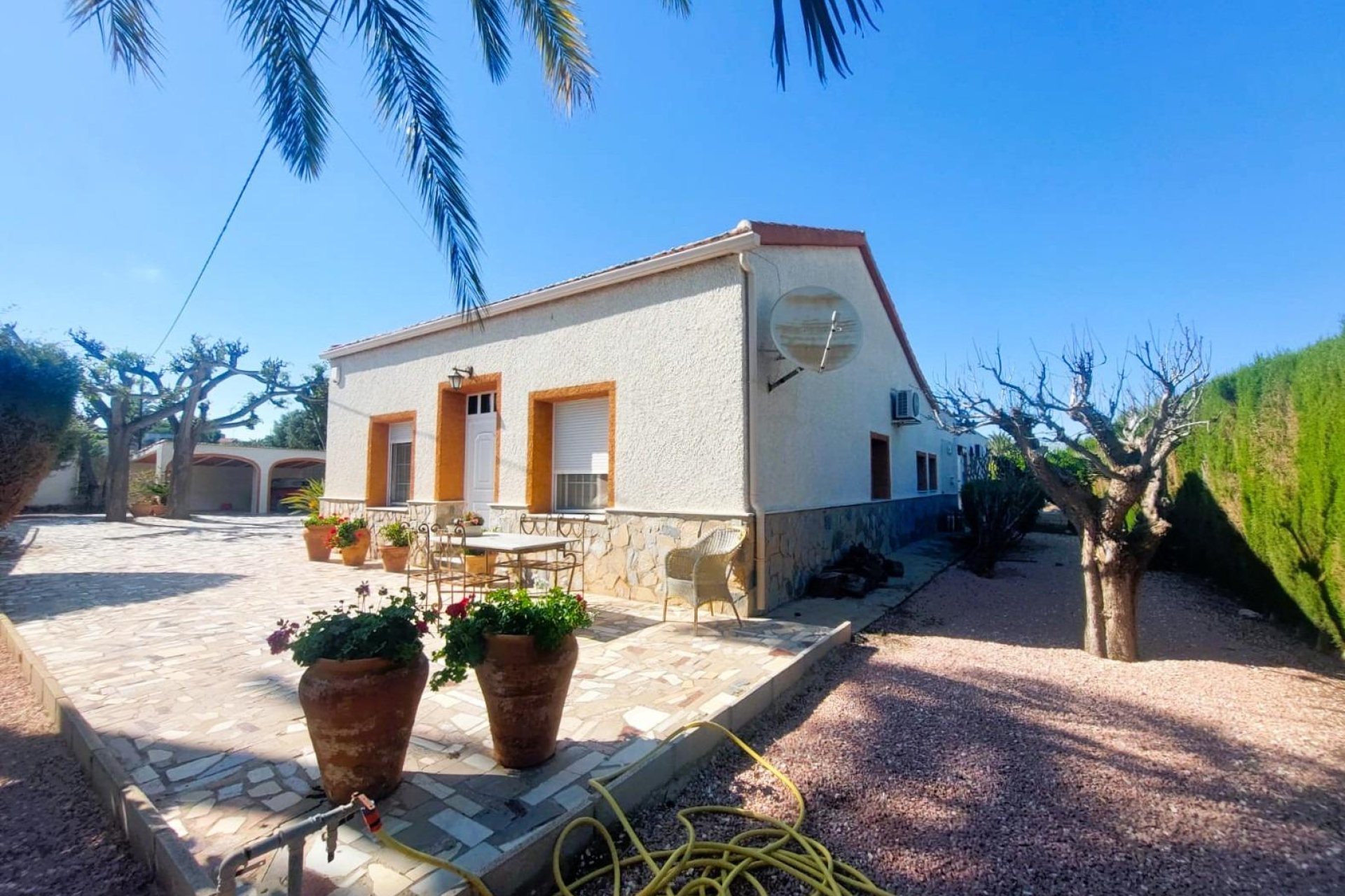 Herverkoop - Finca / Plattelands Woning - La Marina