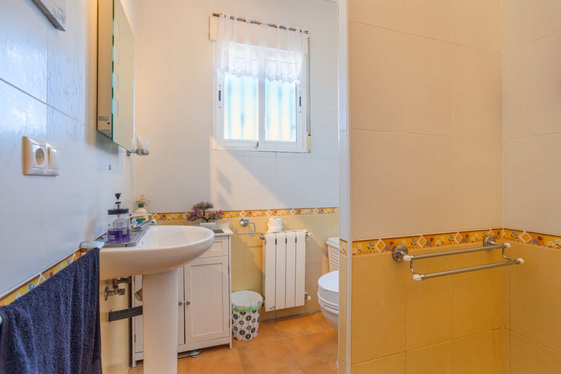 Herverkoop - Finca / Plattelands Woning - La Zarza