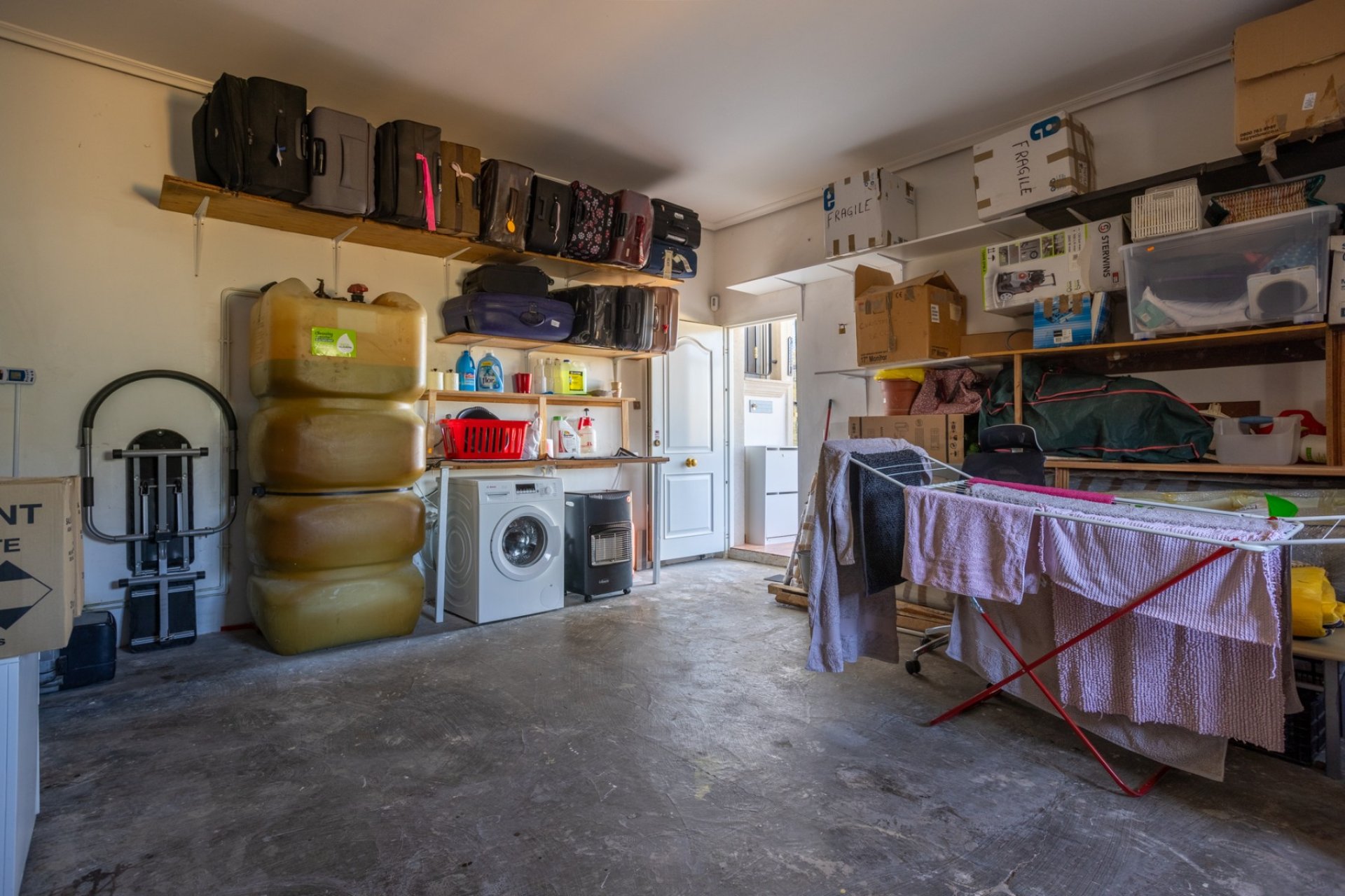 Herverkoop - Finca / Plattelands Woning - La Zarza