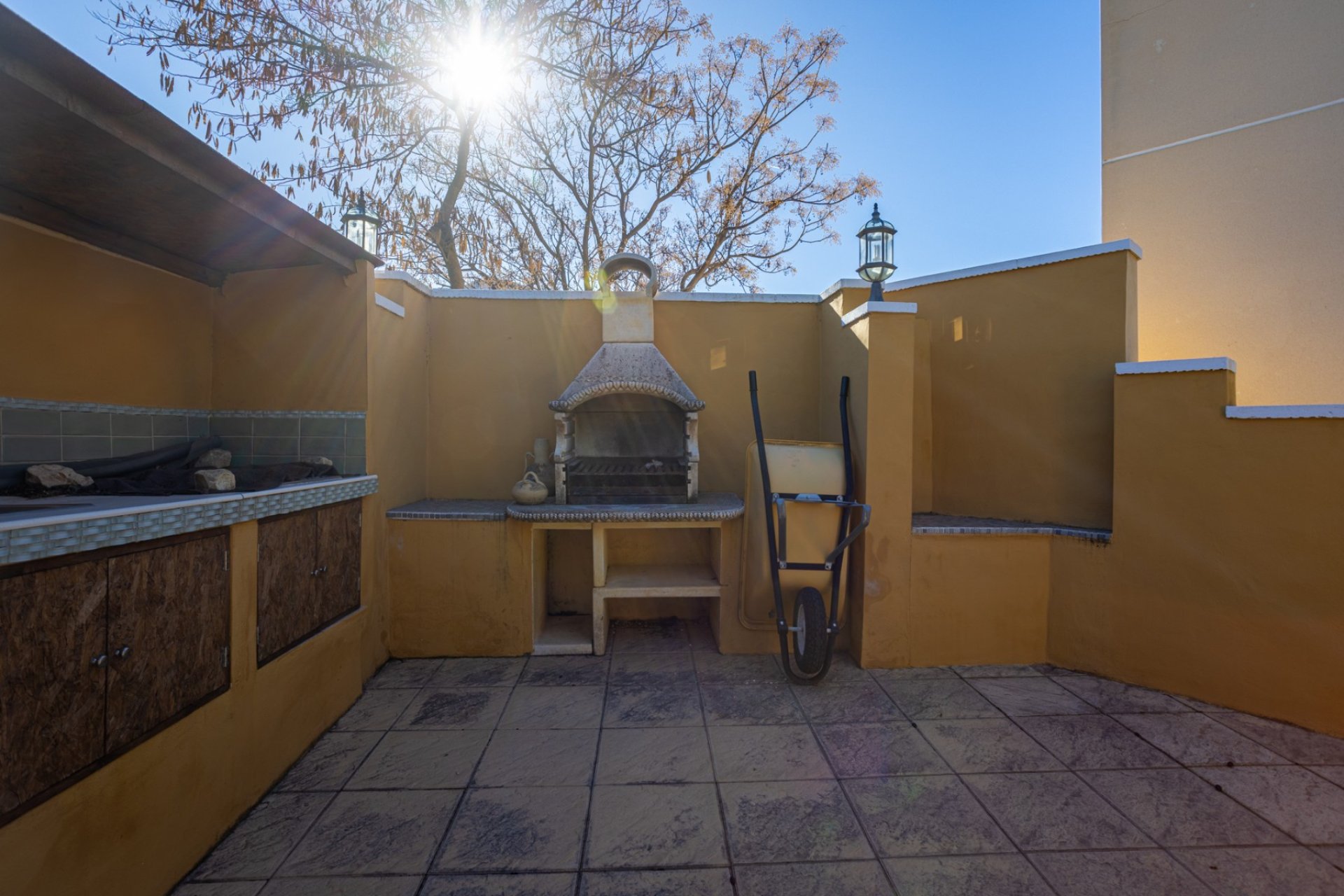 Herverkoop - Finca / Plattelands Woning - La Zarza