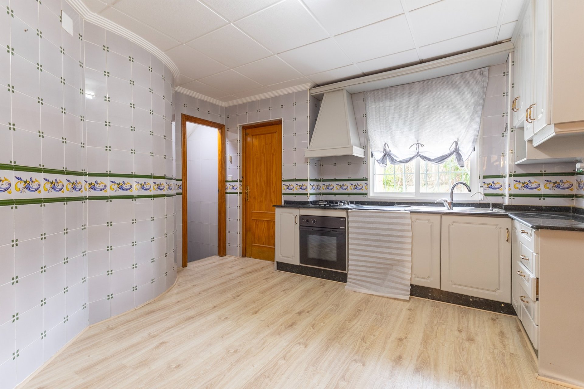 Herverkoop - Finca / Plattelands Woning - Orihuela