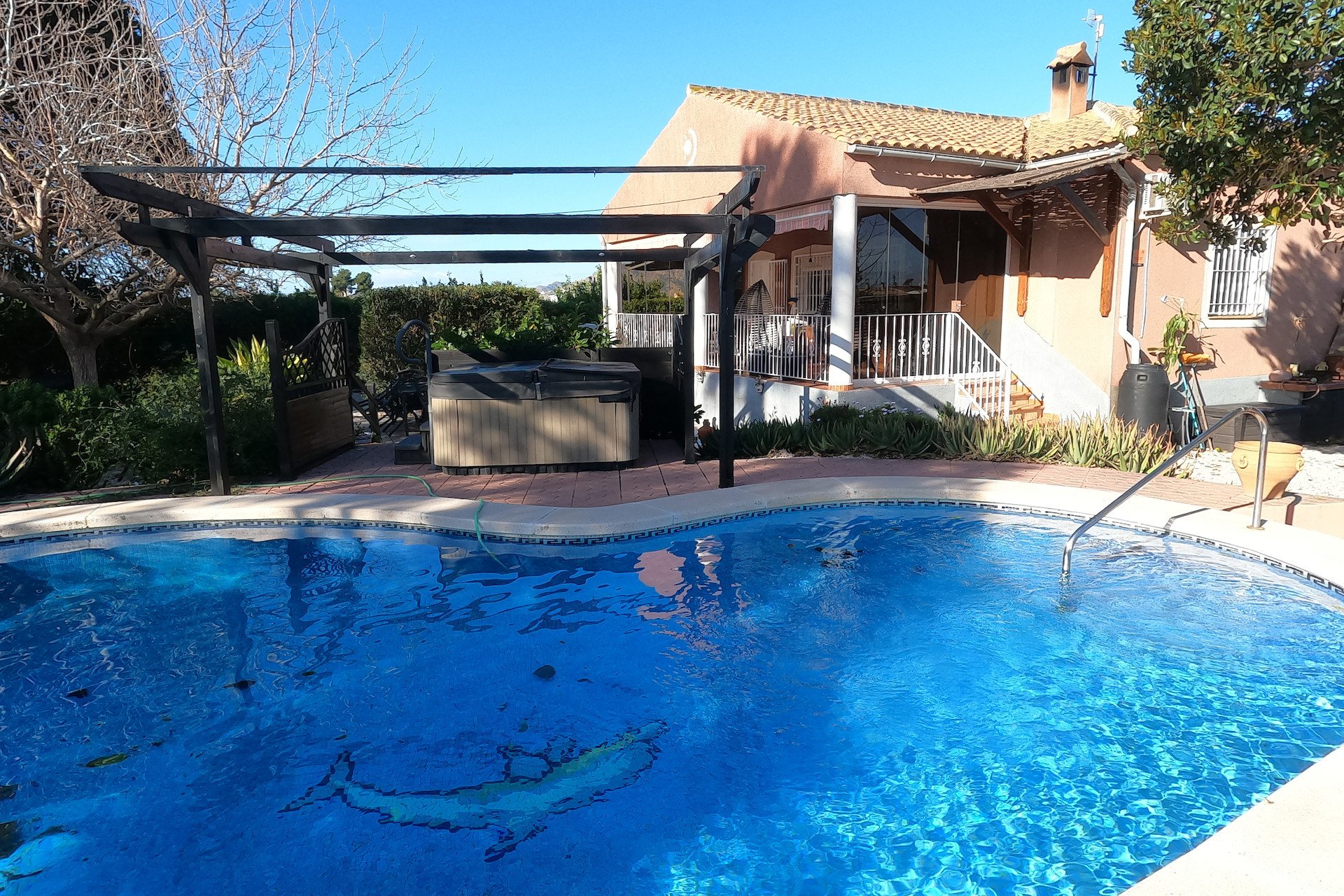Herverkoop - Finca / Plattelands Woning - Orihuela