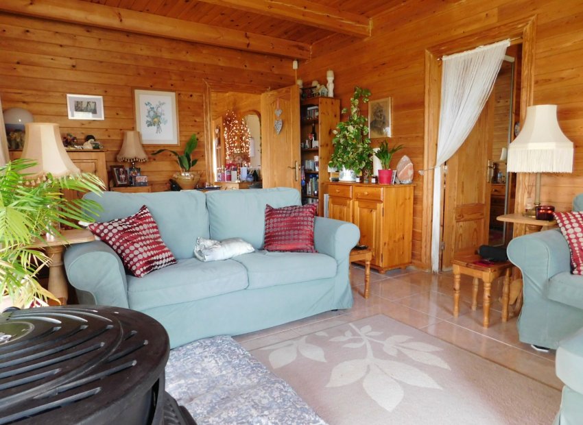 Herverkoop - Finca / Plattelands Woning - Torremendo