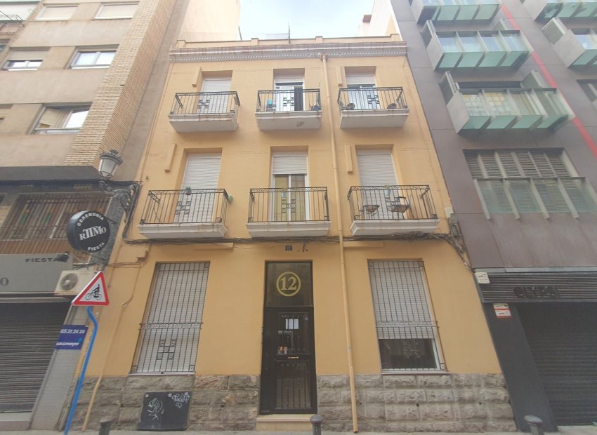 Herverkoop - Gebouw - Alicante - Casco antiguo