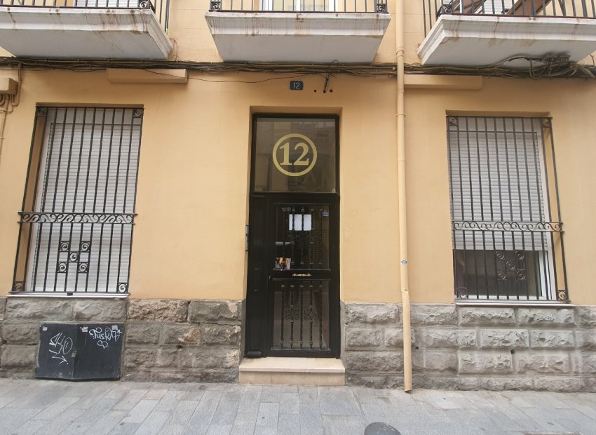 Herverkoop - Gebouw - Alicante - Casco antiguo
