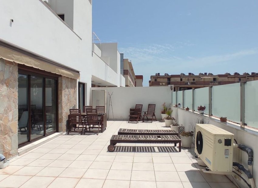 Herverkoop - House - Orihuela Costa - Costa Blanca