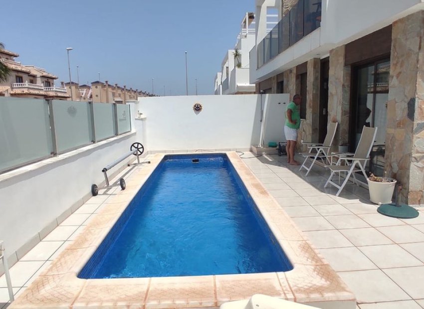 Herverkoop - House - Orihuela Costa - Costa Blanca