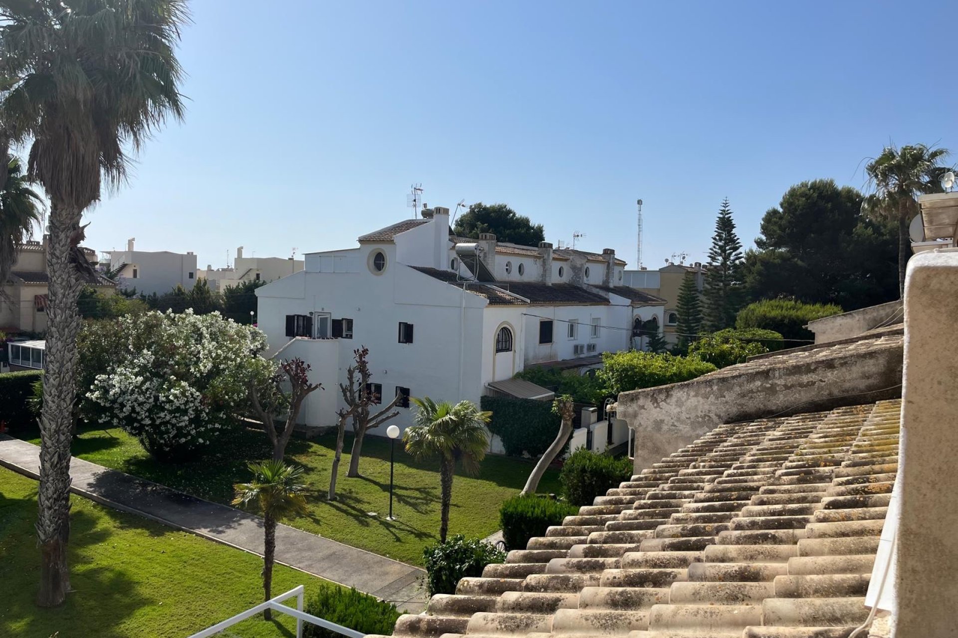 Herverkoop - House - Torrevieja - Aguas Nuevas