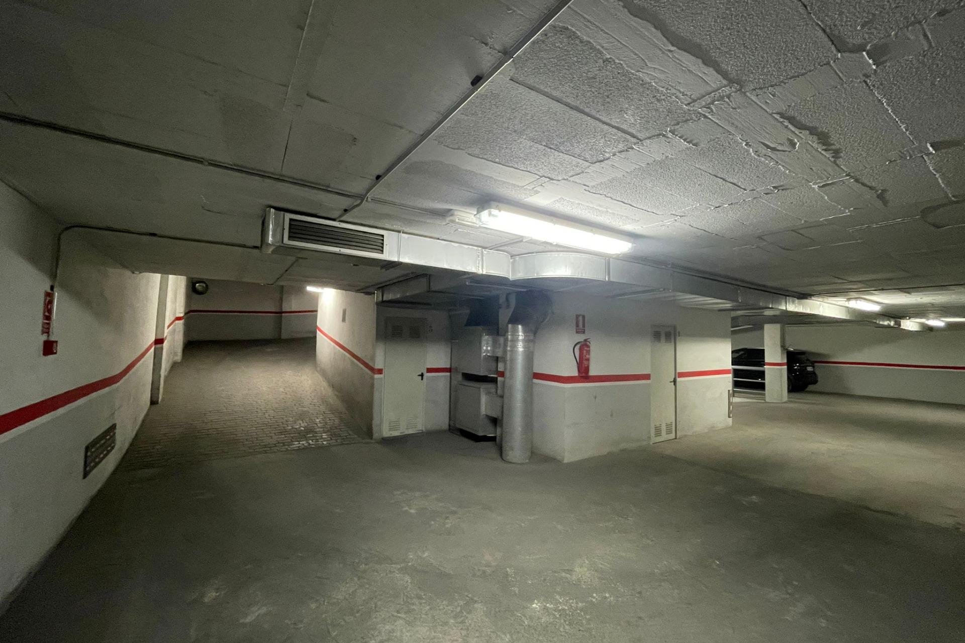 Herverkoop - Parkeerplaats/Garage - Torrevieja - Playa del Cura