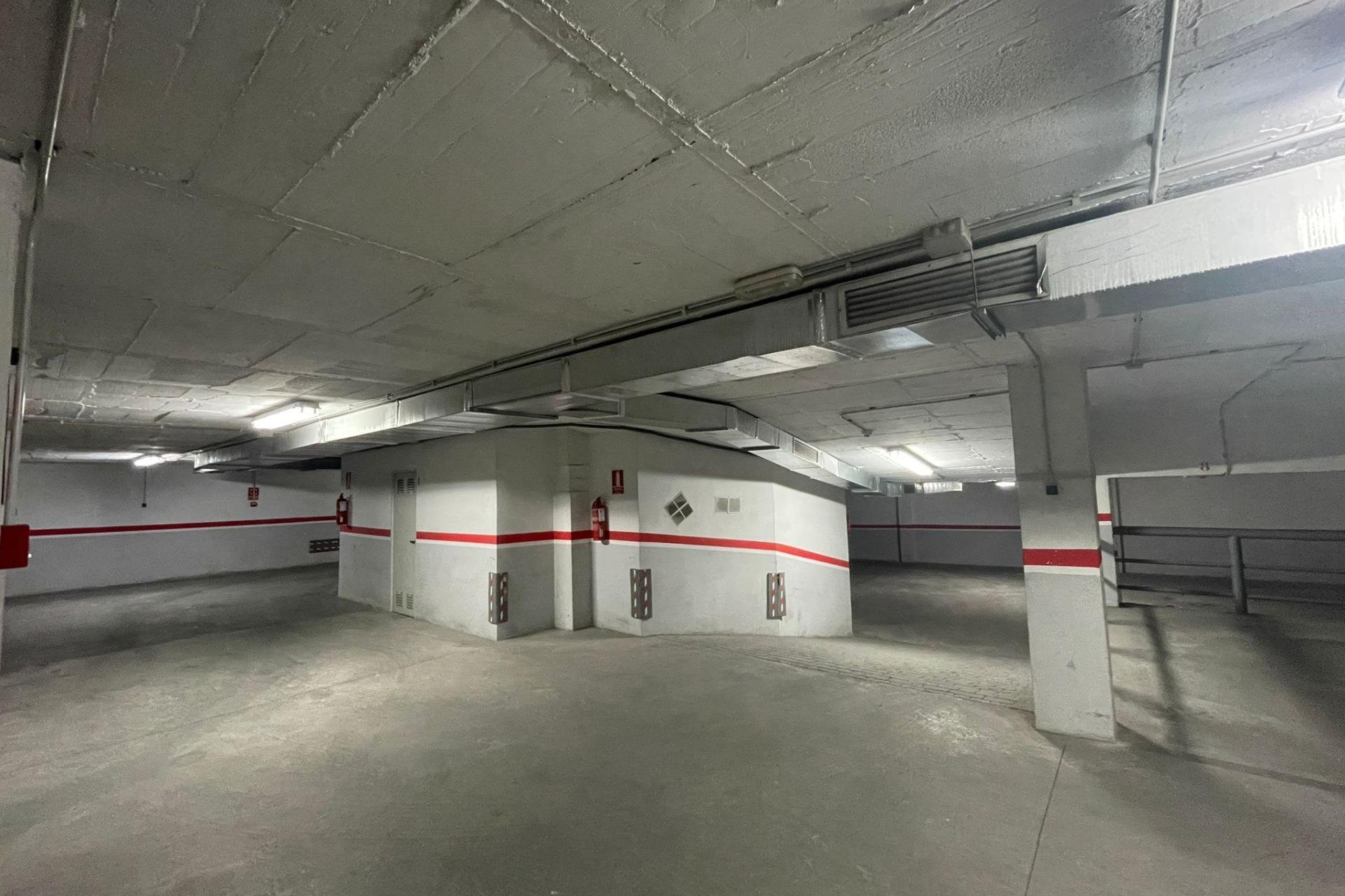 Herverkoop - Parkeerplaats/Garage - Torrevieja - Playa del Cura