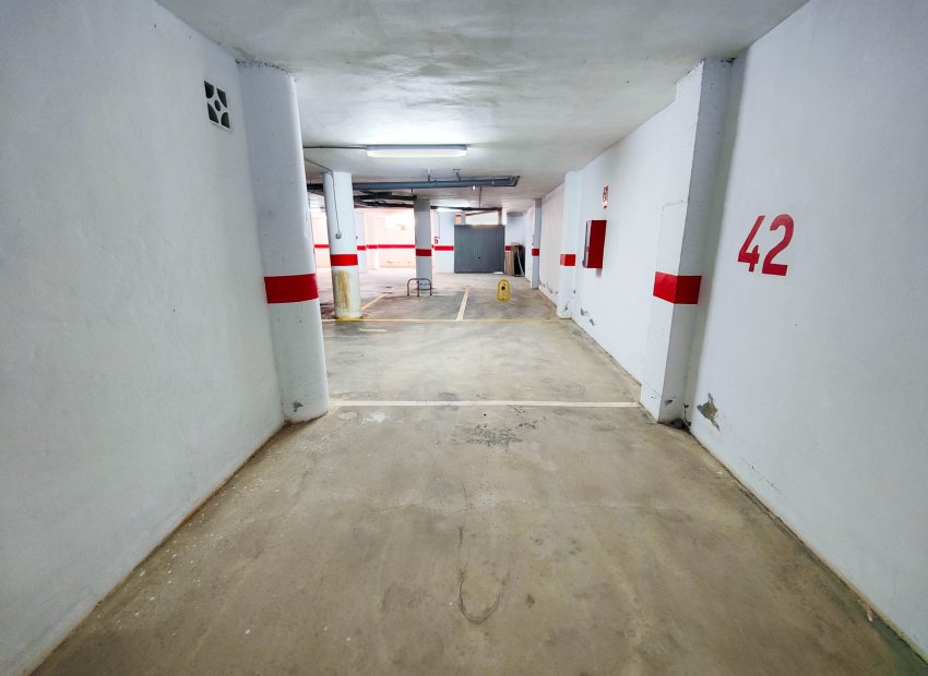 Herverkoop - Parkeerplaats / Garage - Torrevieja - Playa del Cura