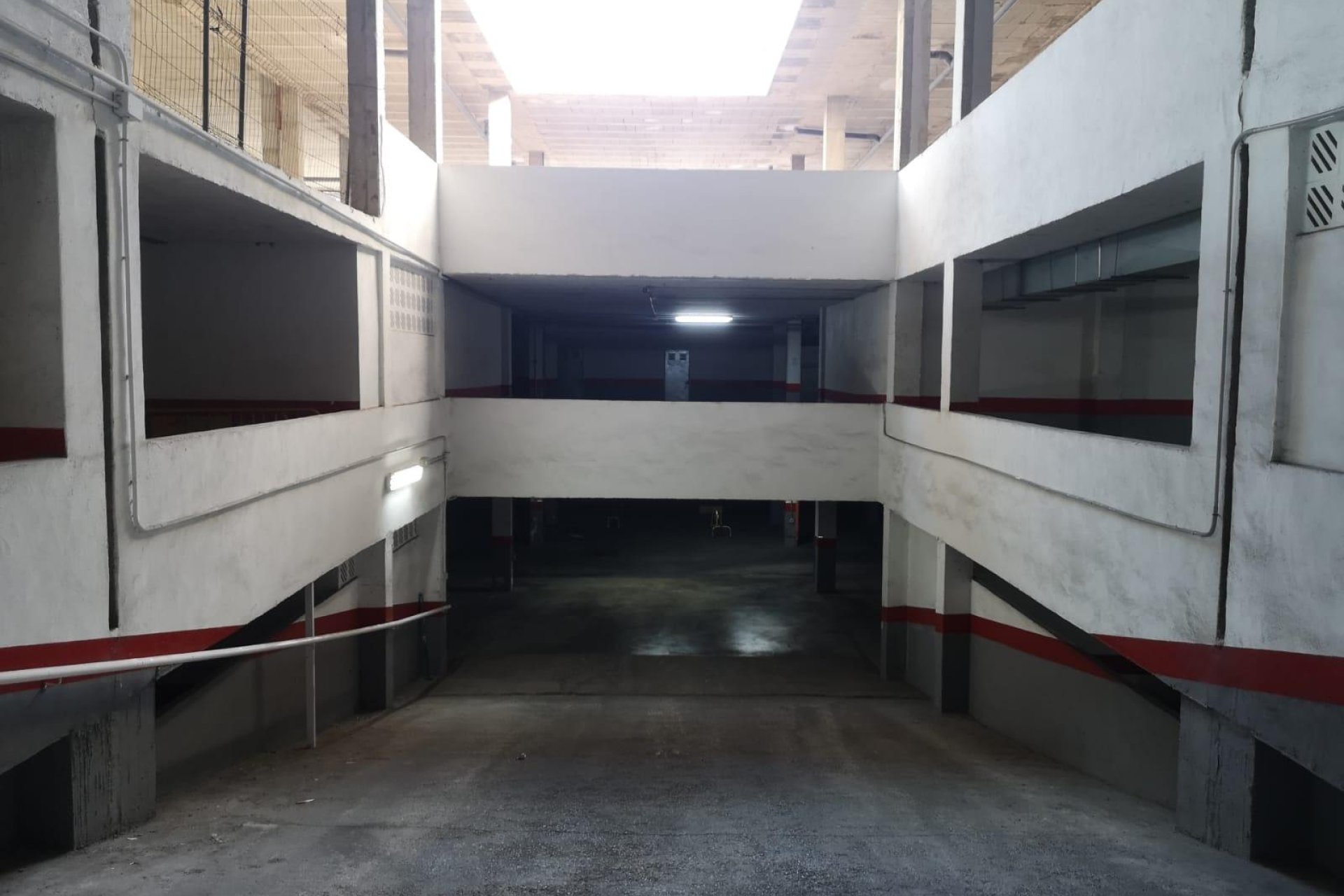 Herverkoop - Parkeerplaats / Garage - Torrevieja