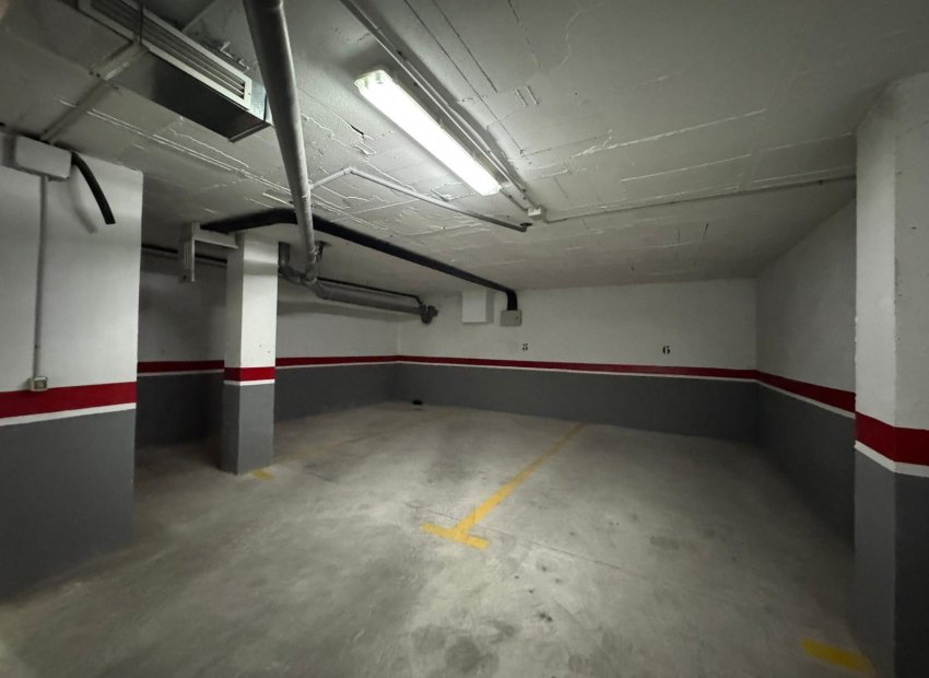 Herverkoop - Parkeerplaats / Garage - Torrevieja