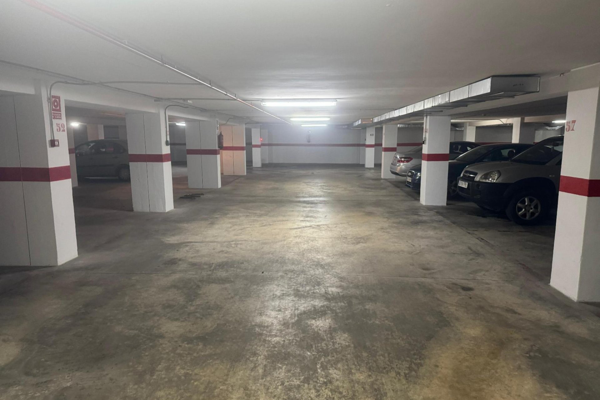 Herverkoop - Parkeerplaats - Torrevieja - Acequion