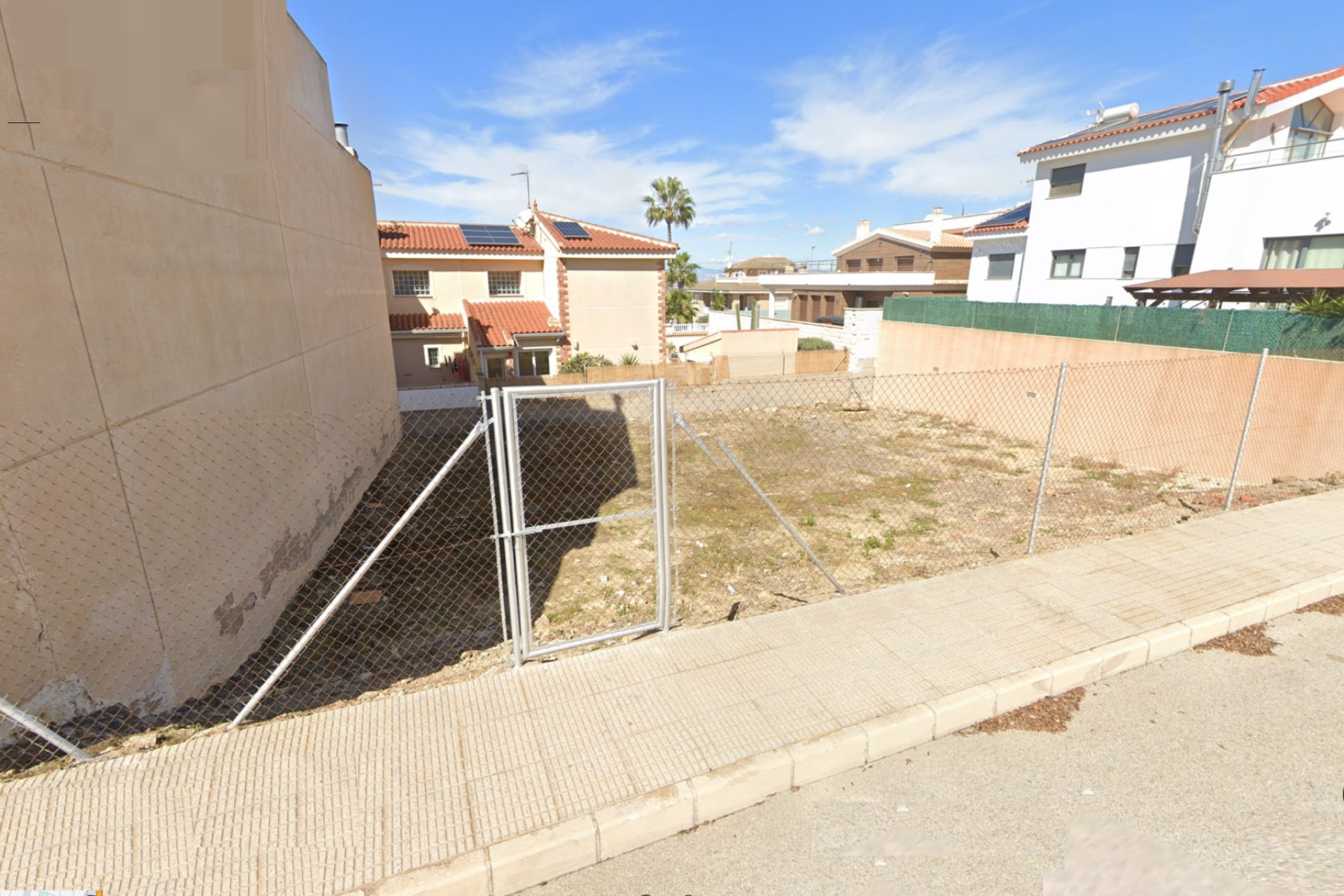 Herverkoop - Perceel - Benijofar