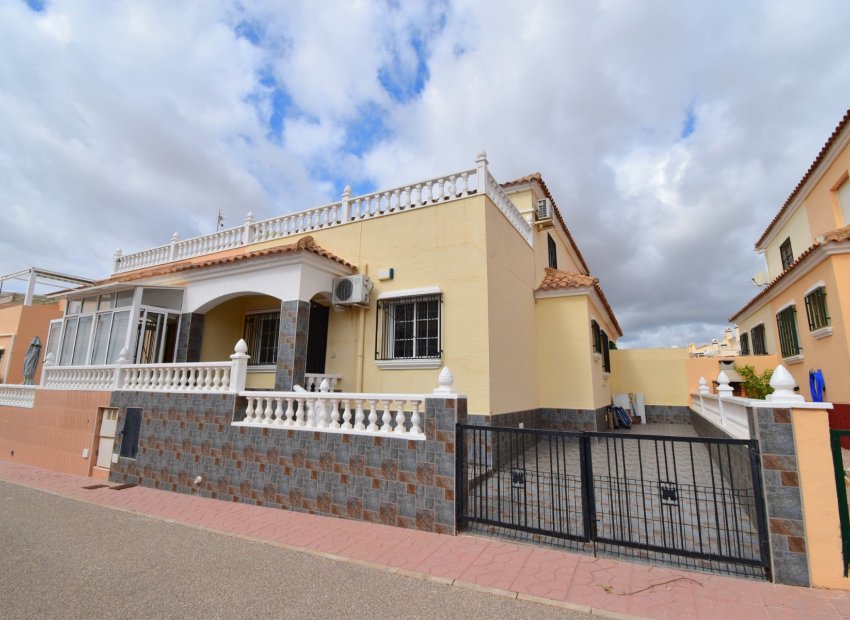 Herverkoop - Quad House - Orihuela Costa - Playa Flamenca