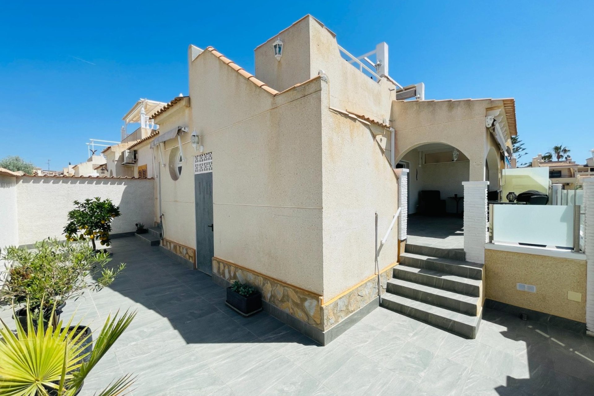 Herverkoop - Quad House - Orihuela Costa - Playa Flamenca