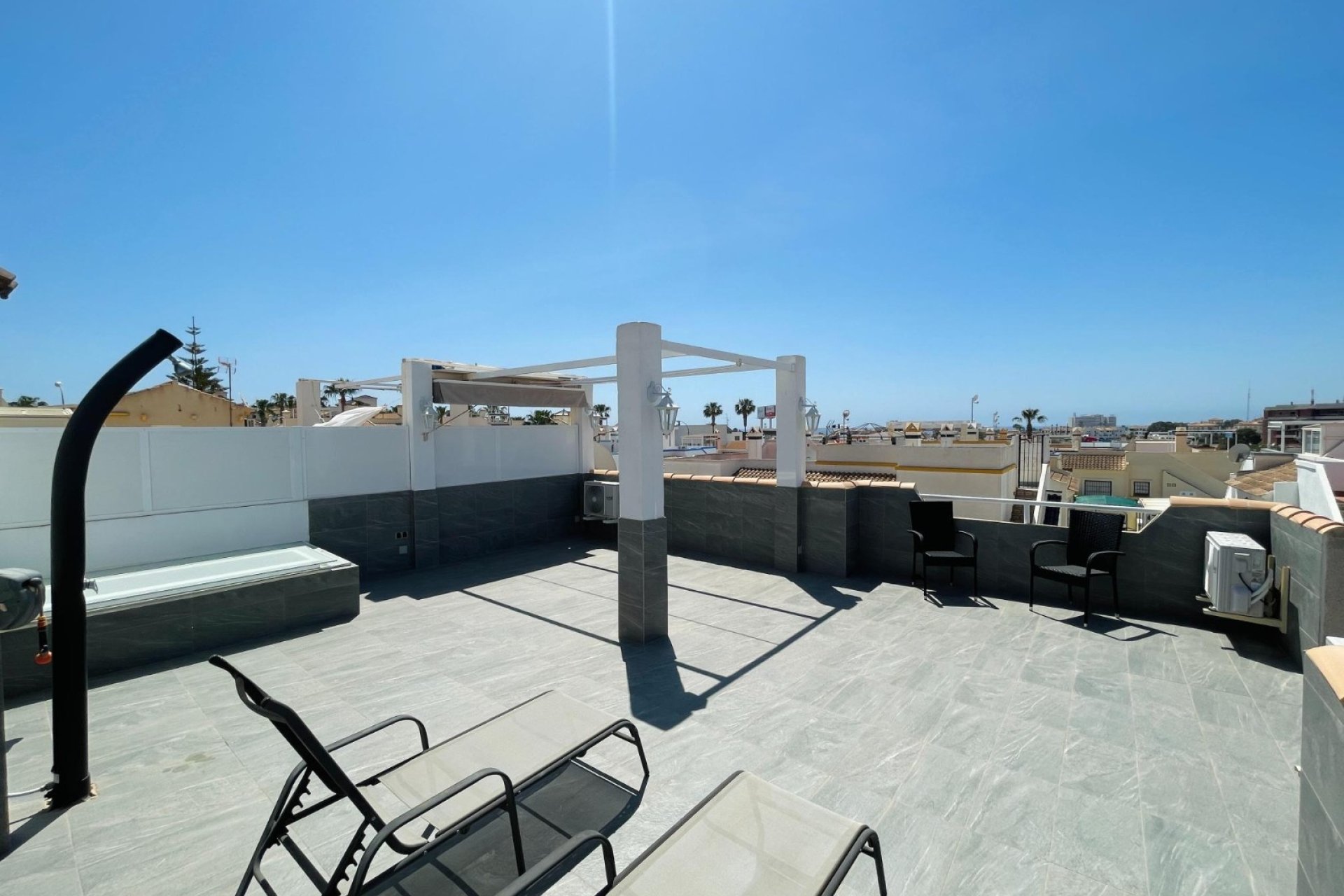 Herverkoop - Quad House - Orihuela Costa - Playa Flamenca