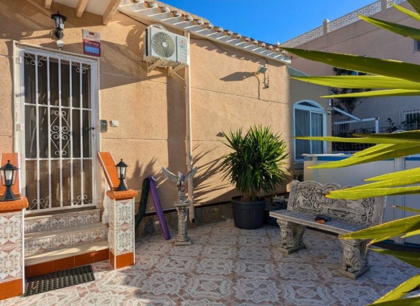 Herverkoop - Quad House - San Miguel de Salinas