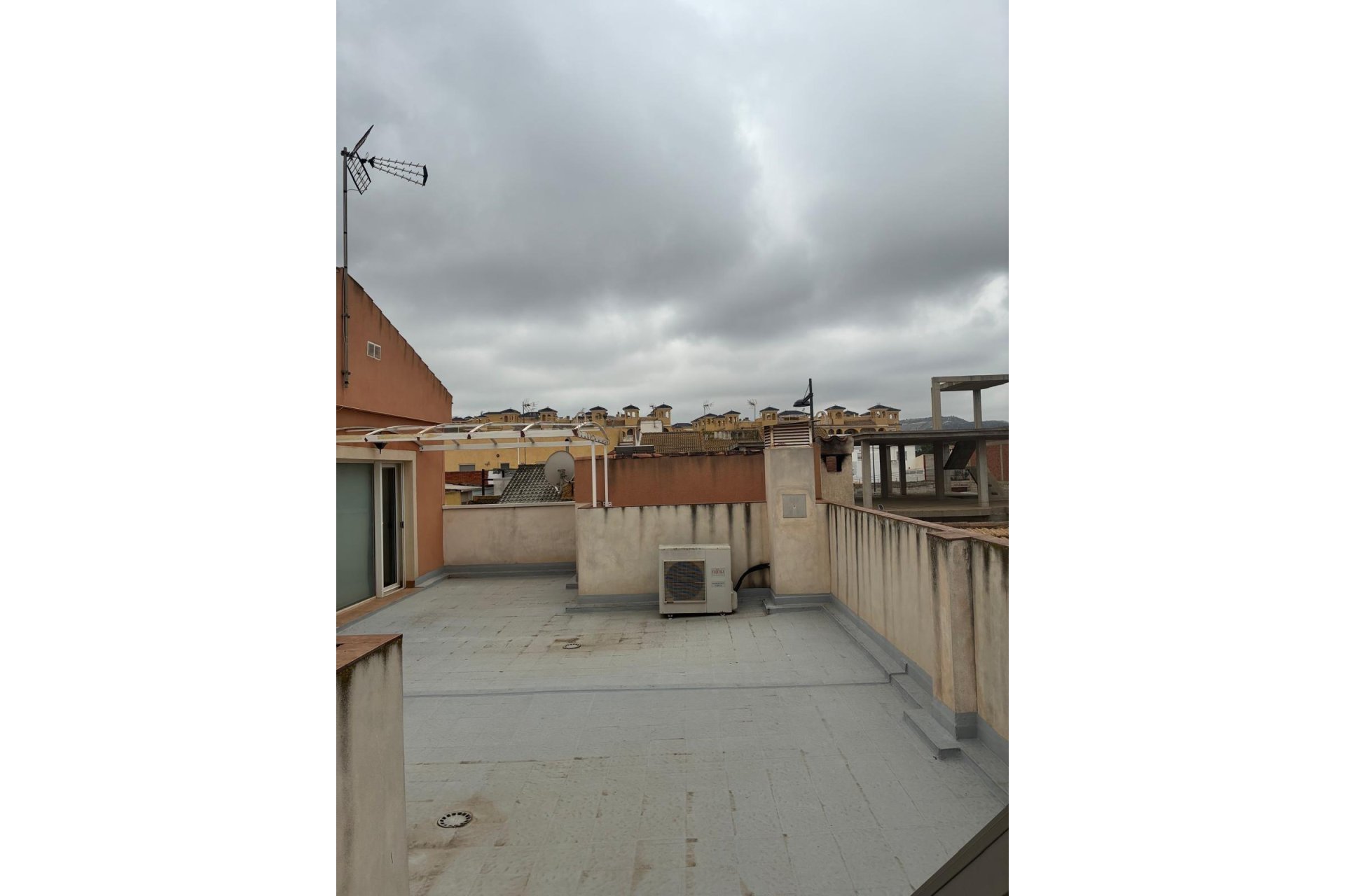 Herverkoop - Rijwoning - Algorfa - Pueblo 3