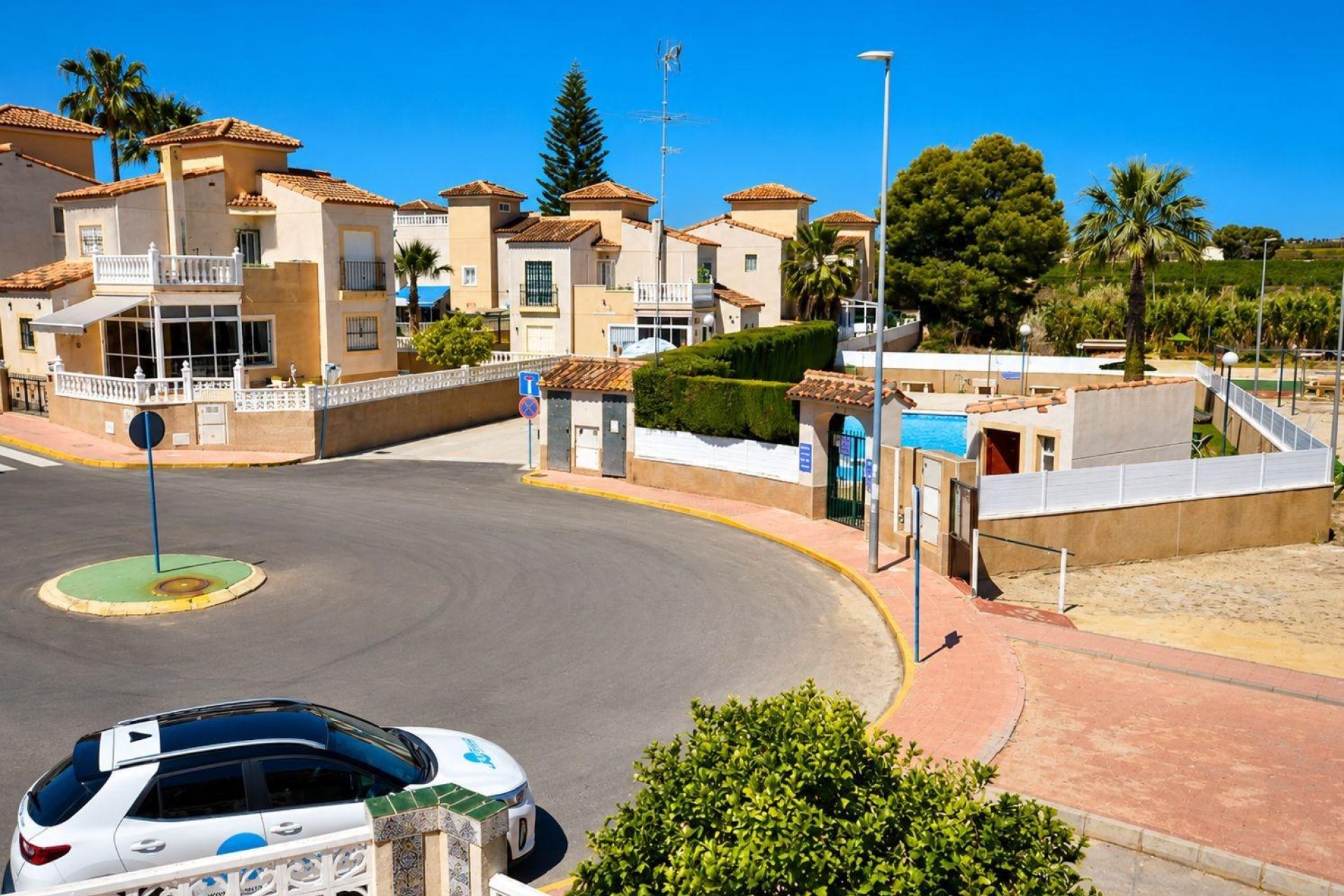 Herverkoop - Rijwoning - Algorfa
