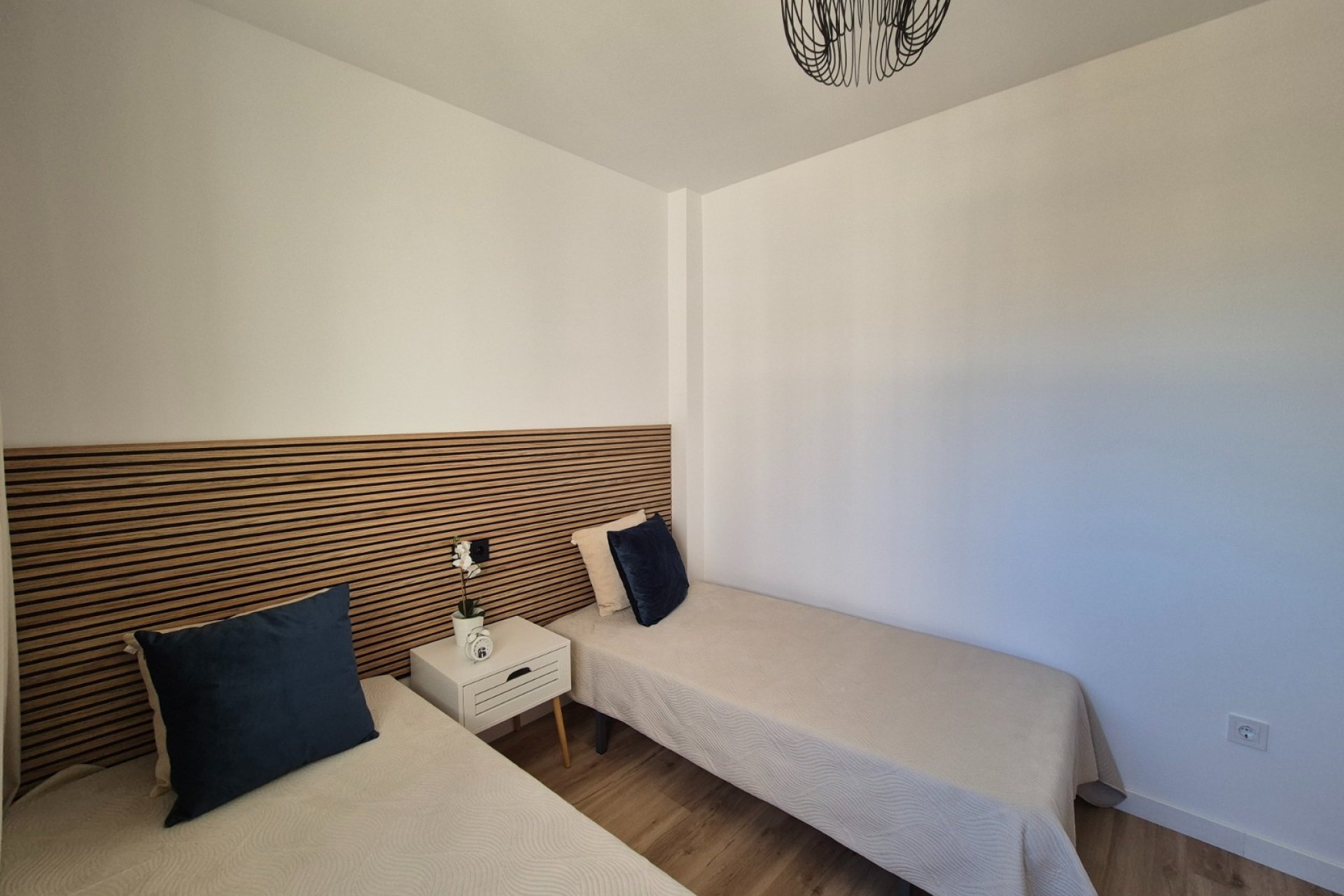 Herverkoop - Rijwoning - Alicante - La Florida